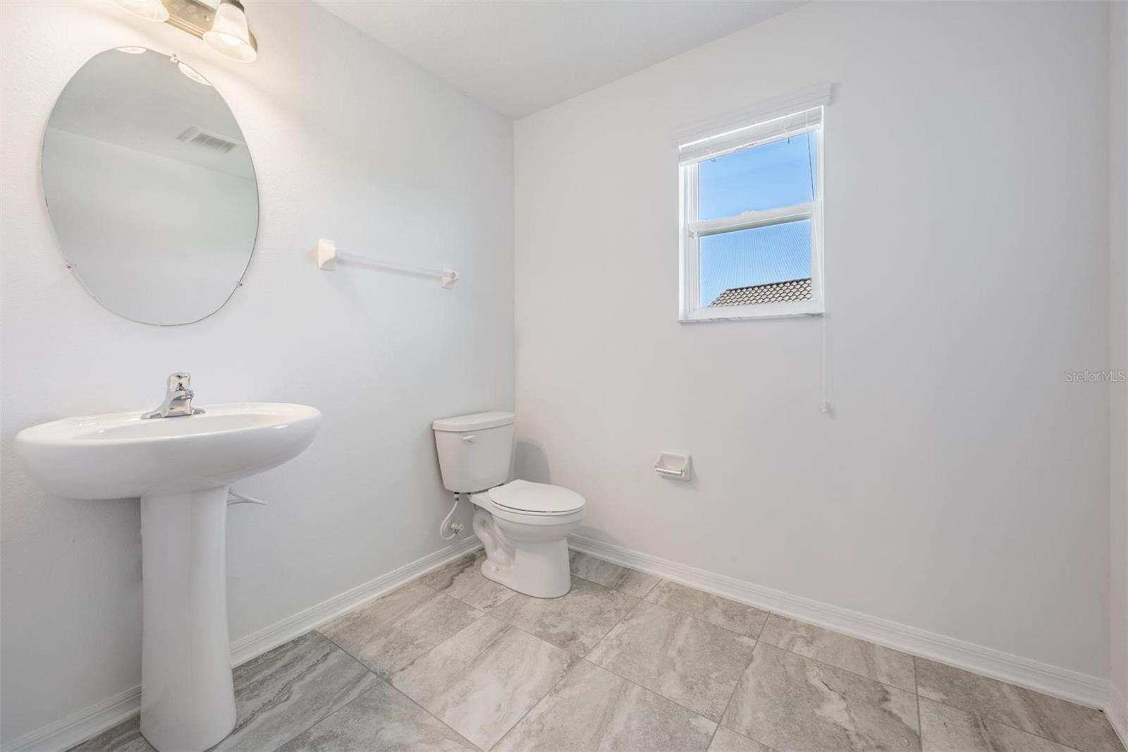 Image 38 of 89 For 33075 Kateland Drive