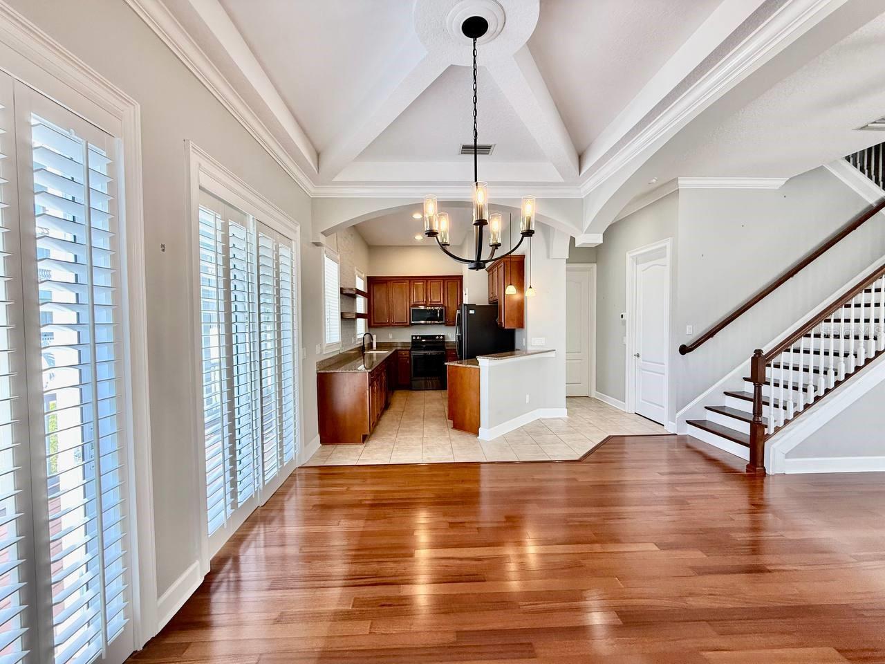 Image 6 of 46 For 6545 Simone Shores Circle