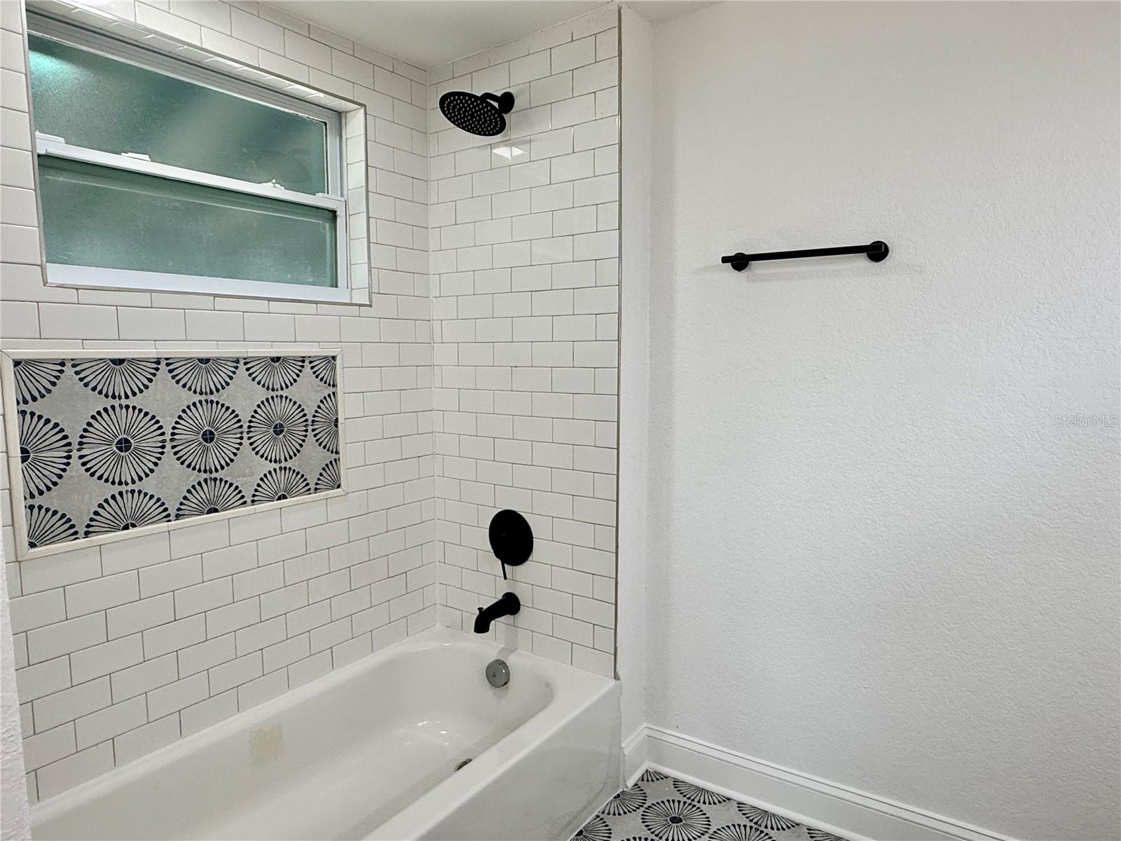 Image 42 of 42 For 1166 Woodlawn Street