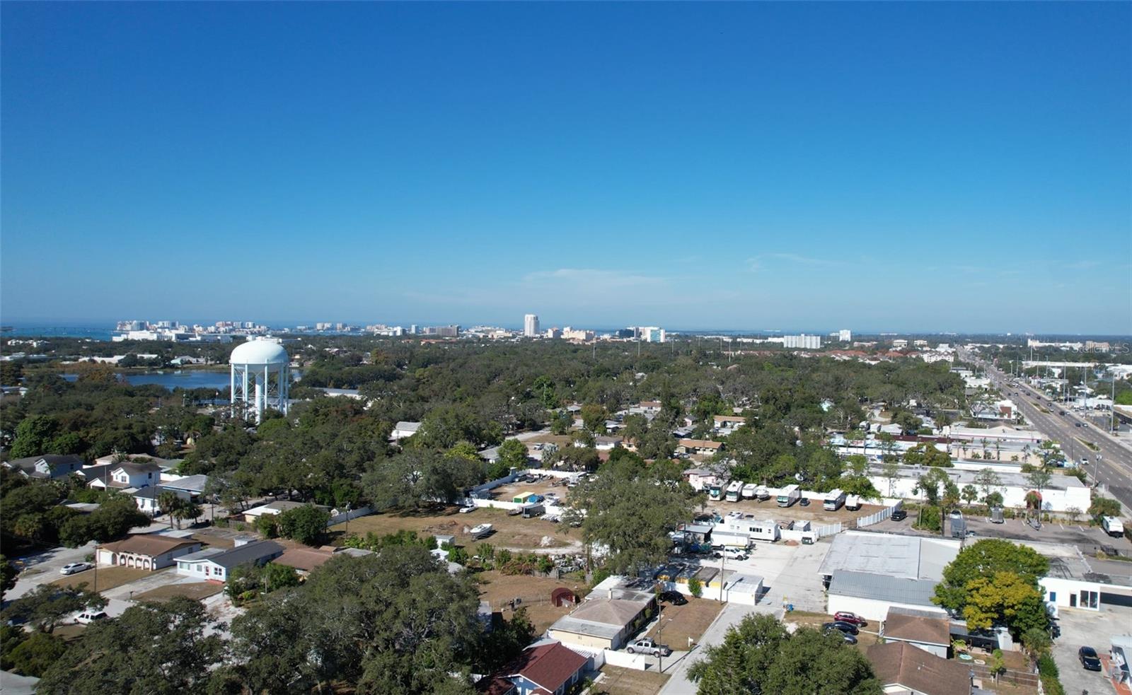 Image 5 of 42 For 1166 Woodlawn Street