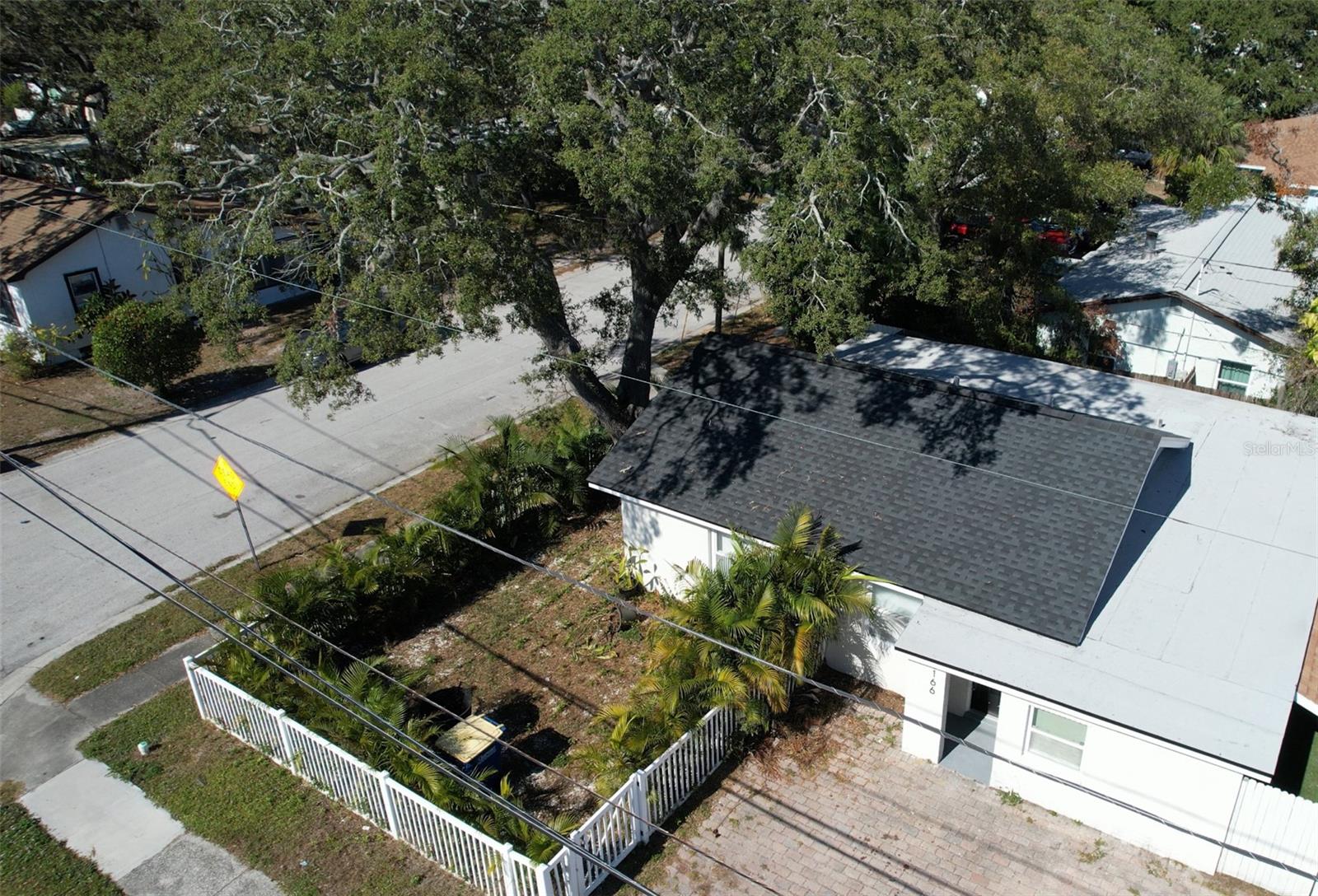 Image 8 of 42 For 1166 Woodlawn Street