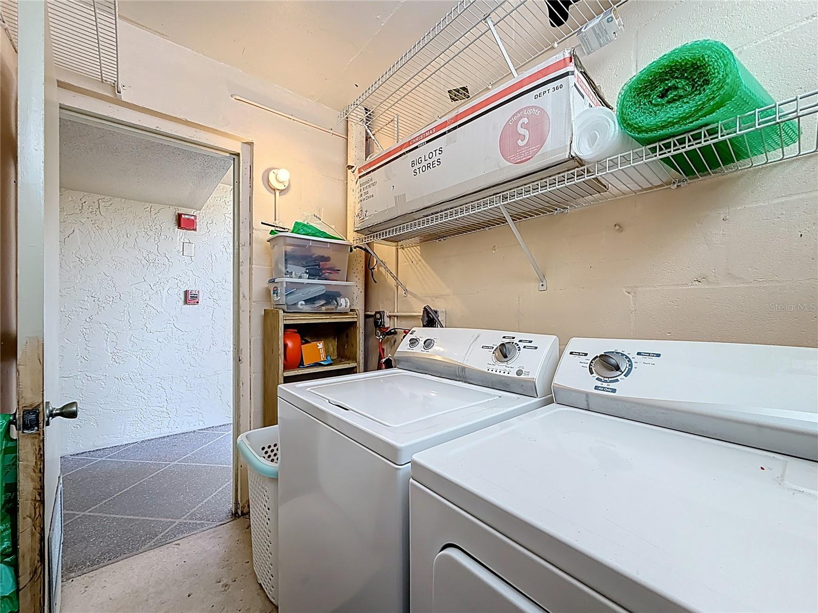 Image 31 of 57 For 2620 Cove Cay Drive 502