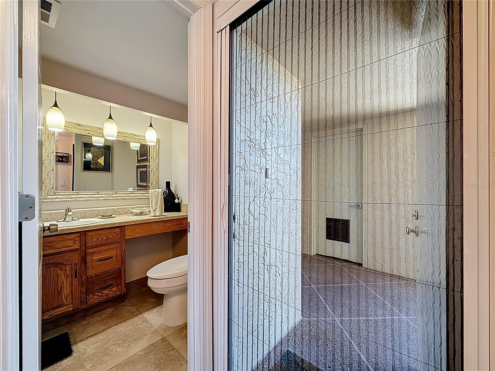 Image 35 of 57 For 2620 Cove Cay Drive 502