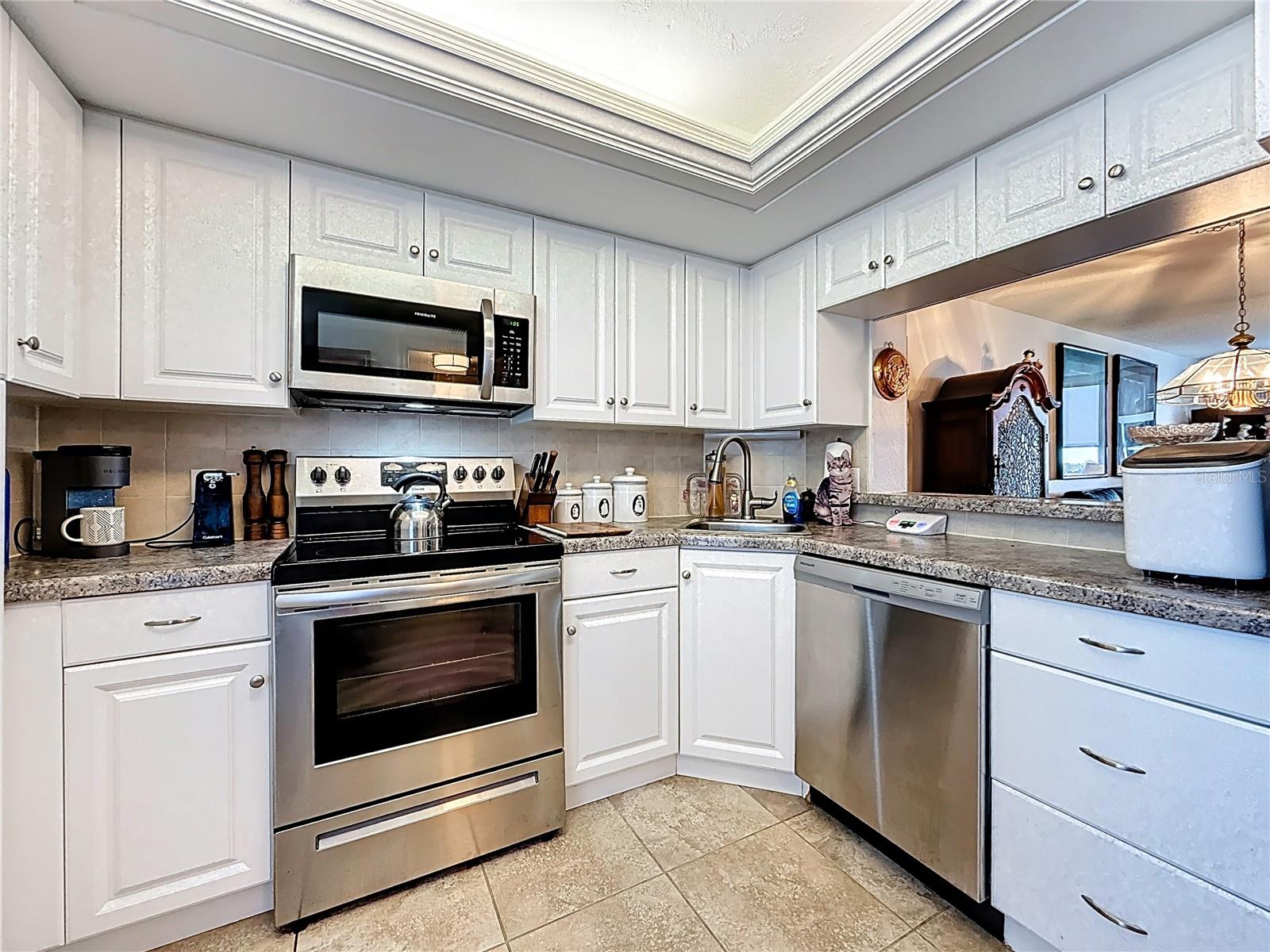 Image 6 of 57 For 2620 Cove Cay Drive 502