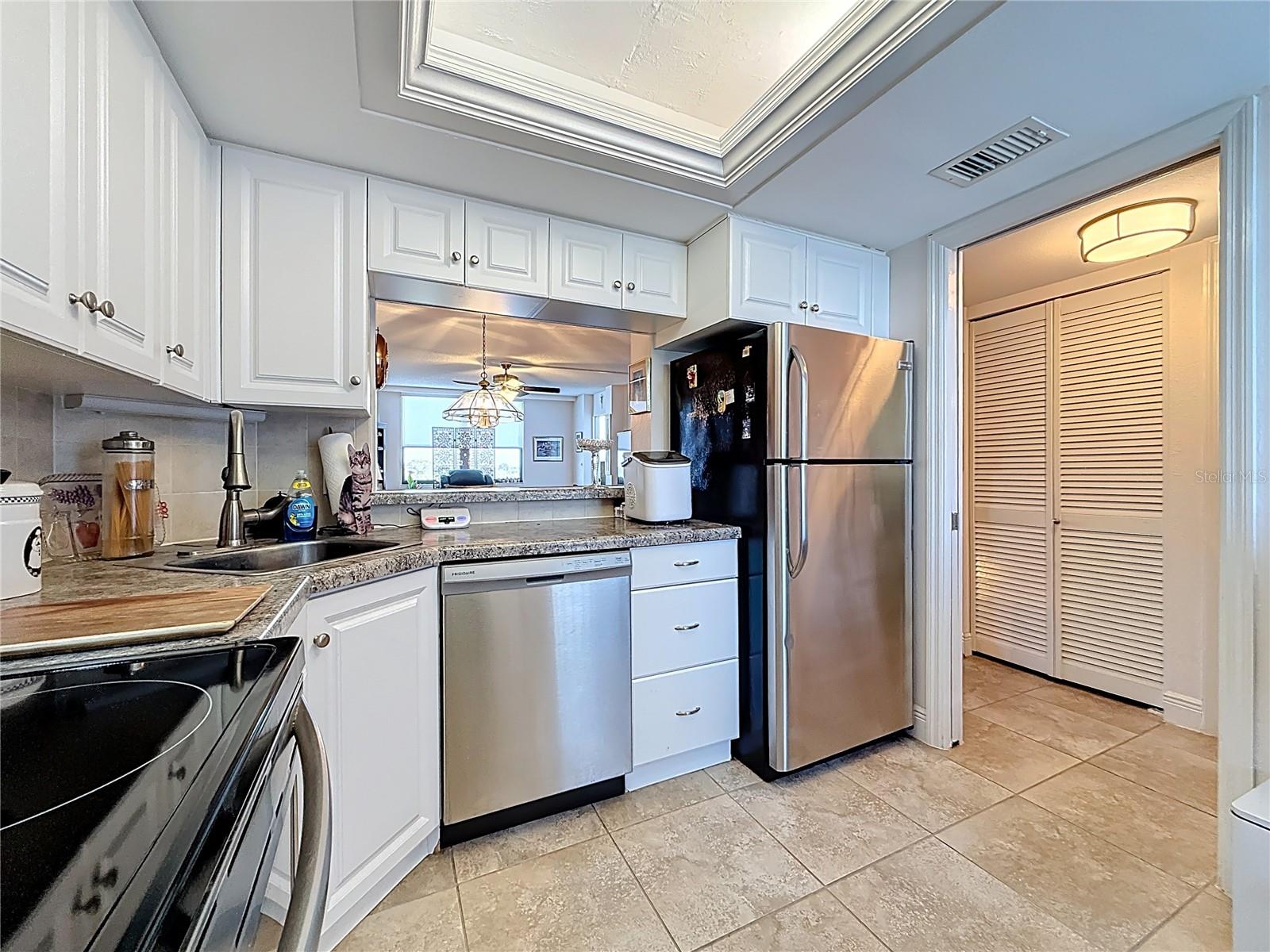 Image 7 of 57 For 2620 Cove Cay Drive 502