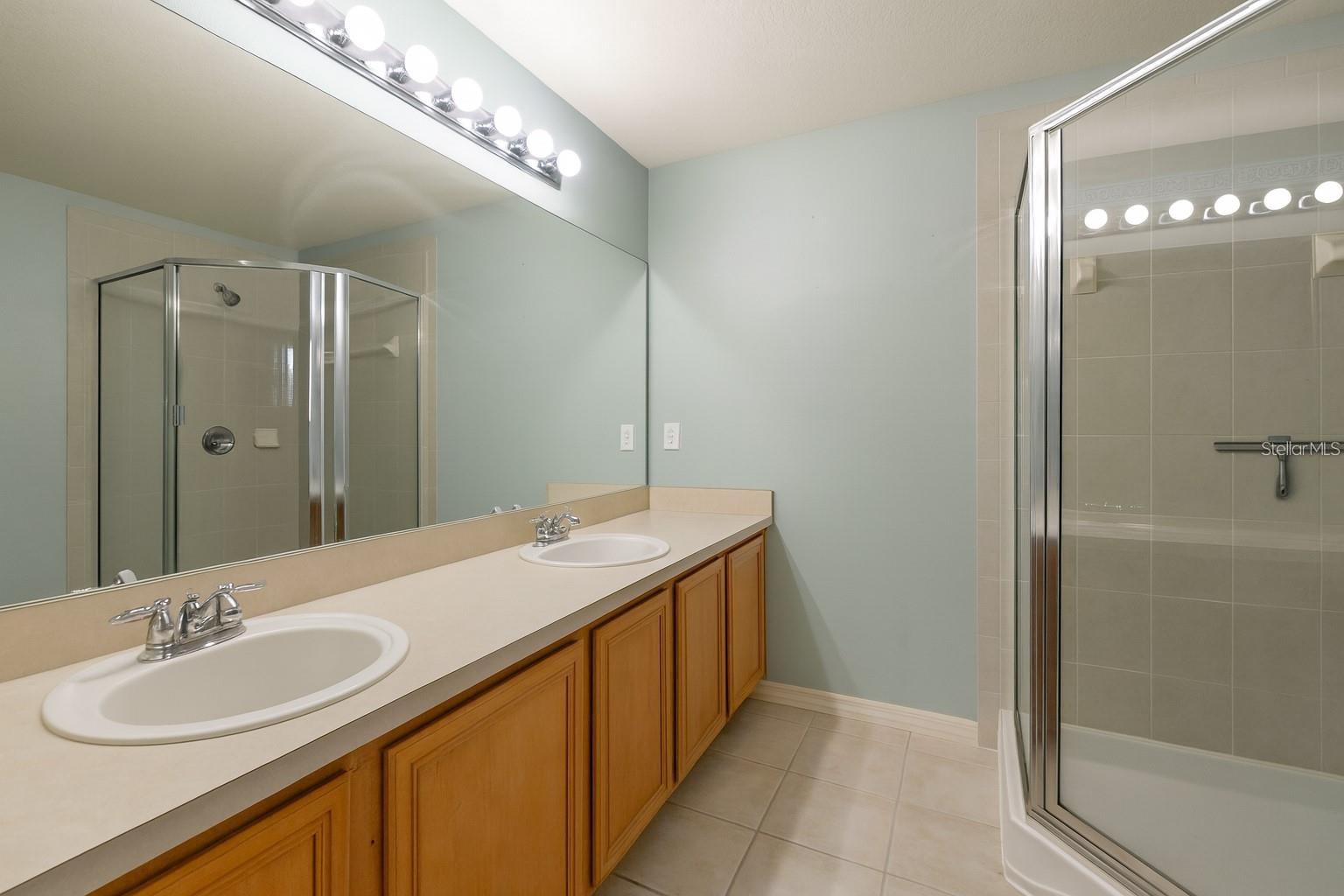 Image 21 of 37 For 20304 Noble Oak Place