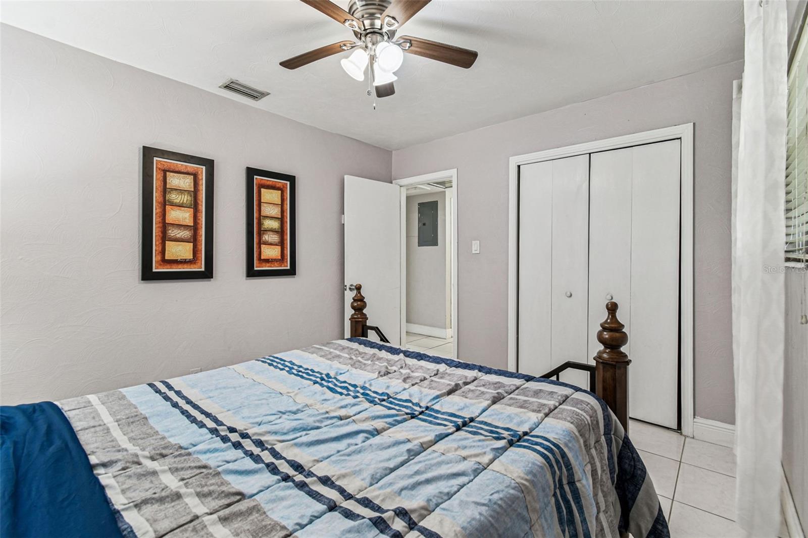 Image 24 of 68 For 6915 Bream Street