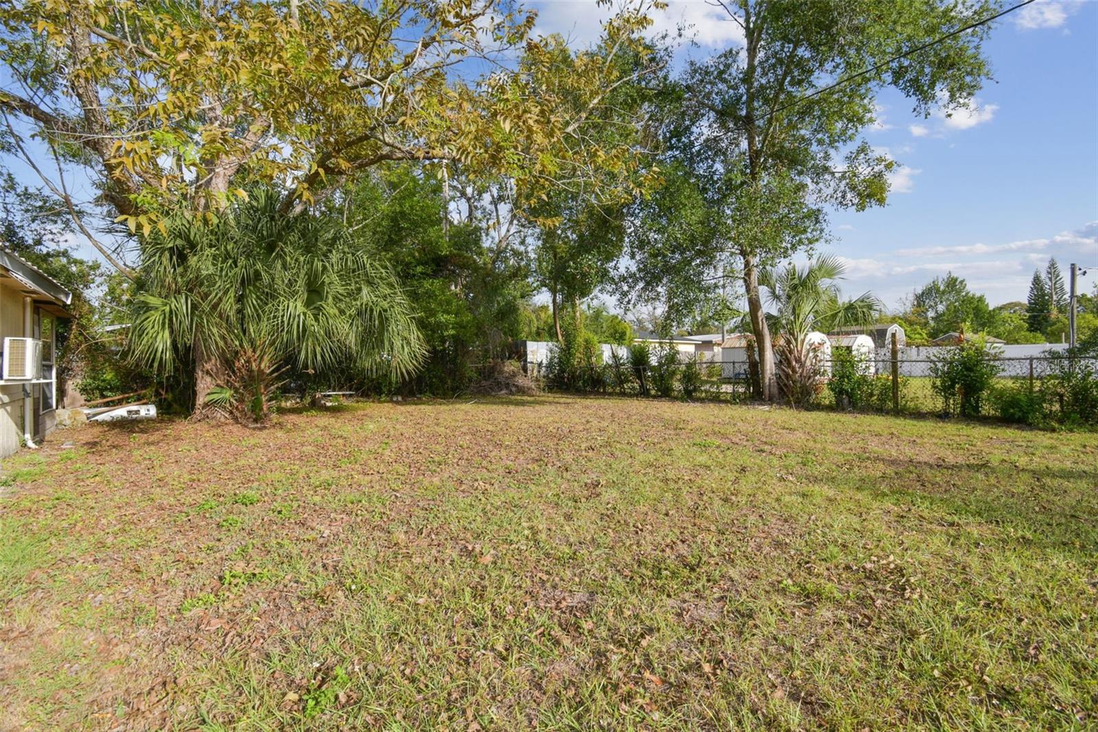 Image 36 of 68 For 6915 Bream Street