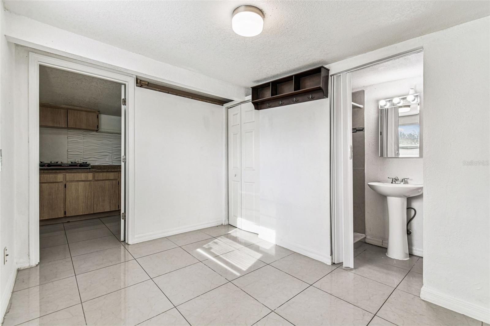 Image 44 of 68 For 6915 Bream Street