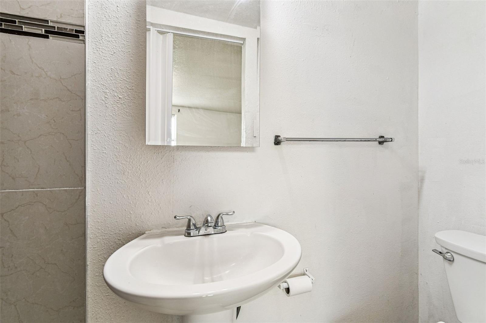 Image 46 of 68 For 6915 Bream Street