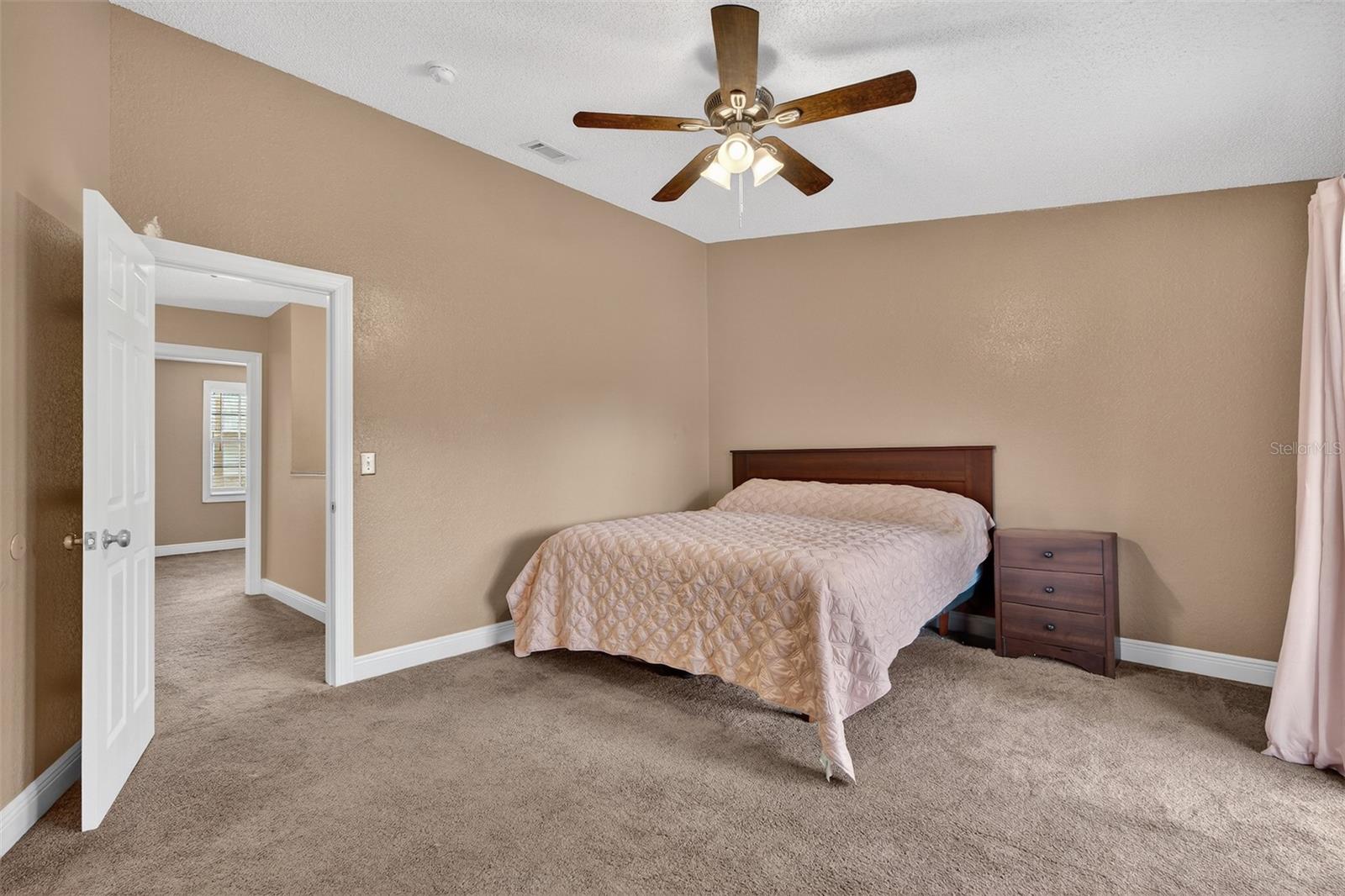 Image 22 of 45 For 8984 Antigua Drive