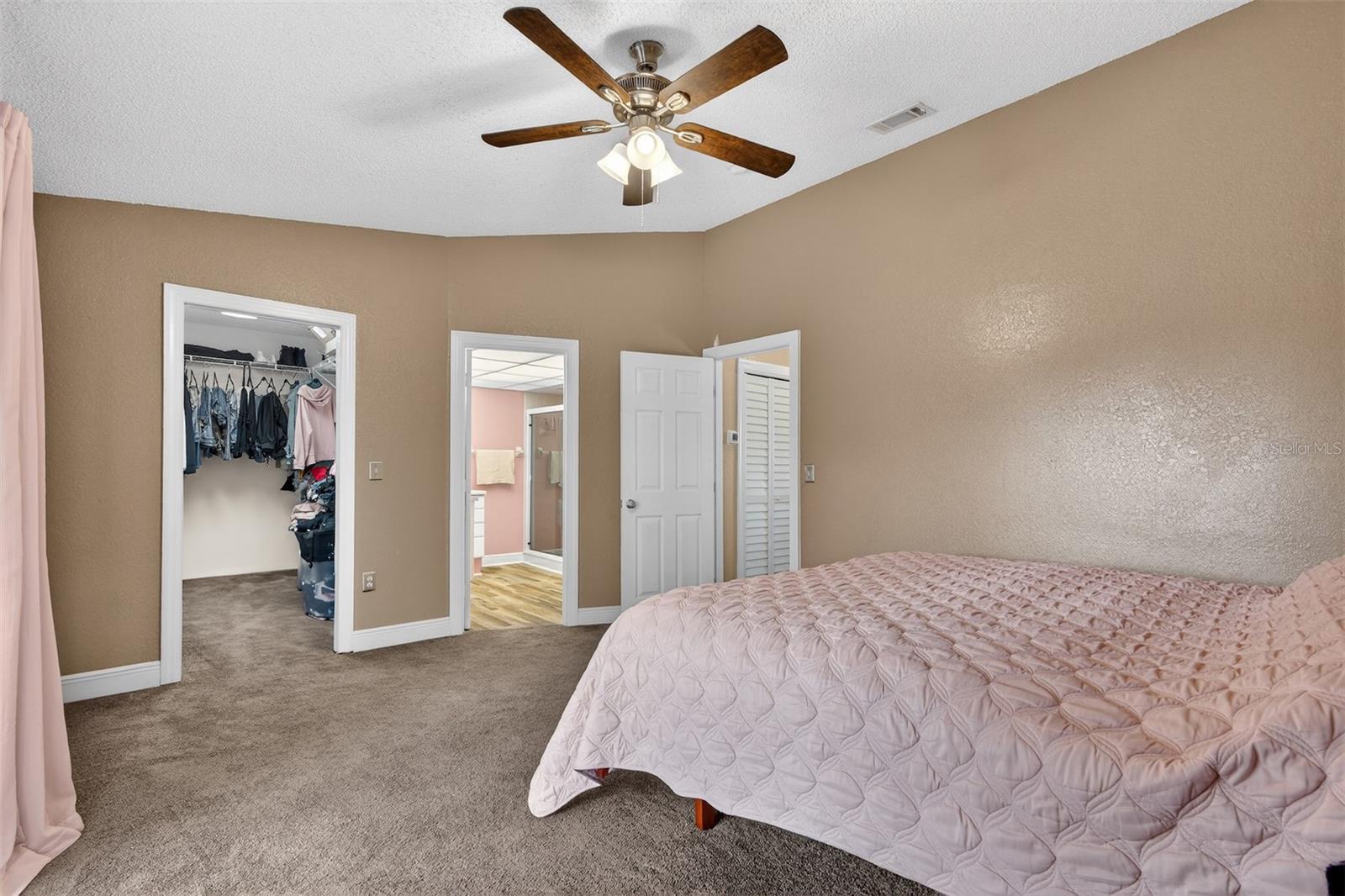 Image 23 of 45 For 8984 Antigua Drive