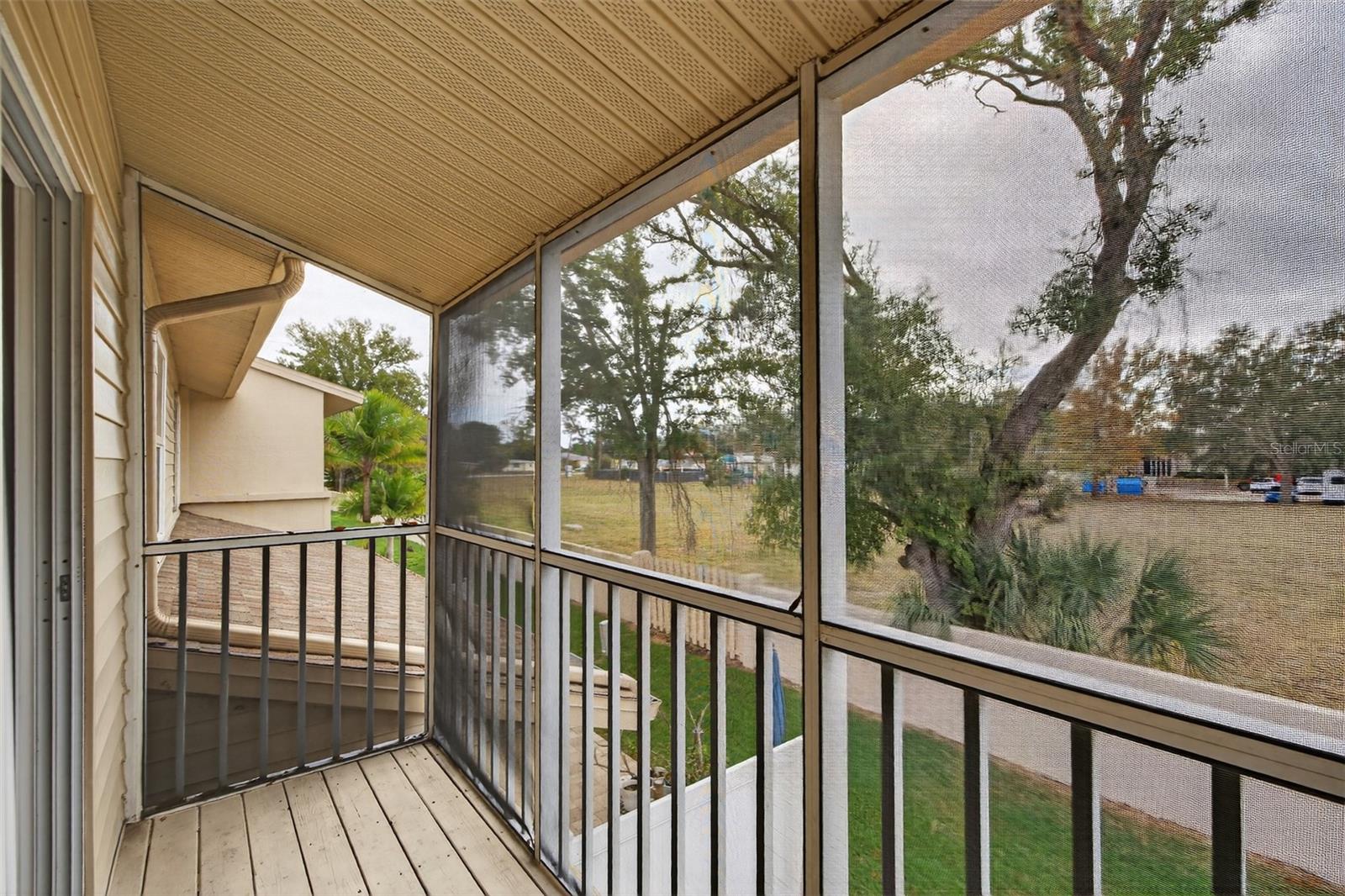 Image 27 of 45 For 8984 Antigua Drive