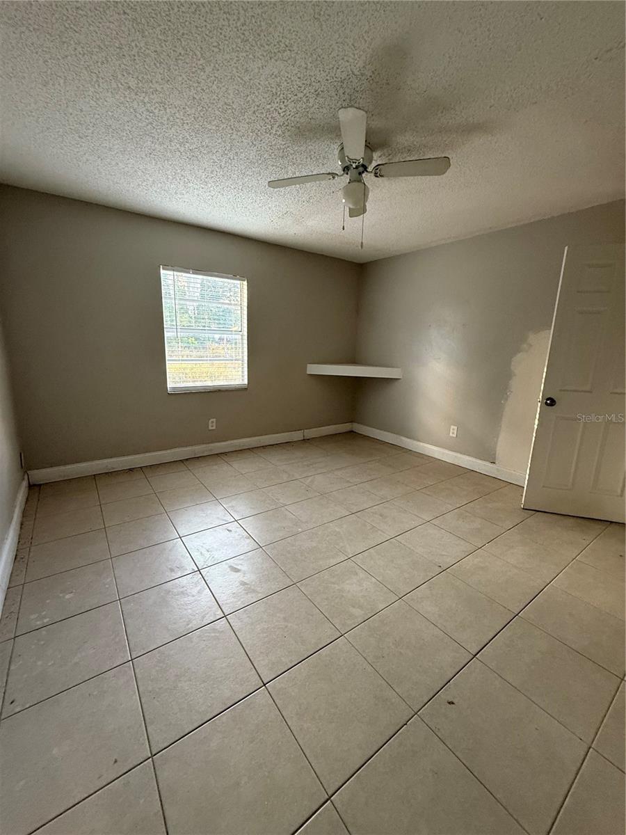 Image 16 of 26 For 1417 Dolphin Drive