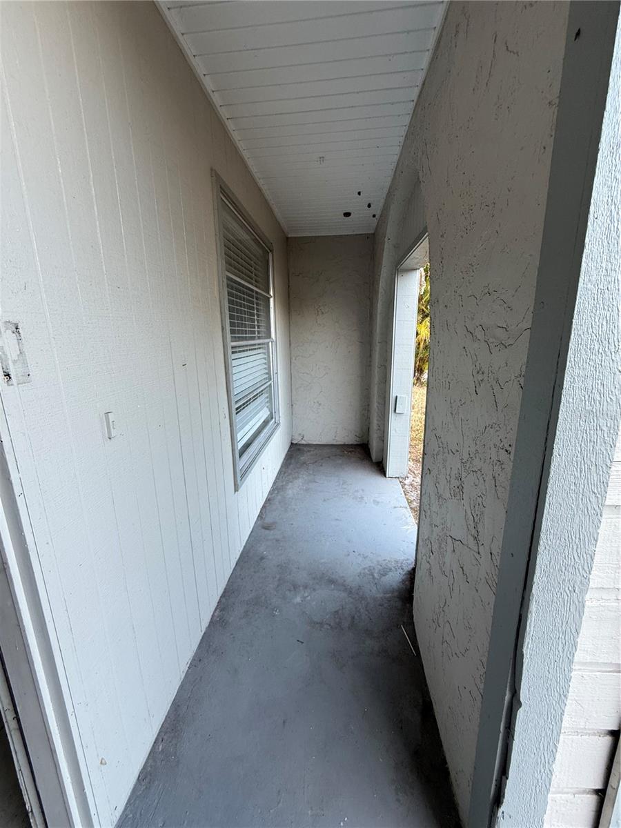 Image 23 of 26 For 1417 Dolphin Drive