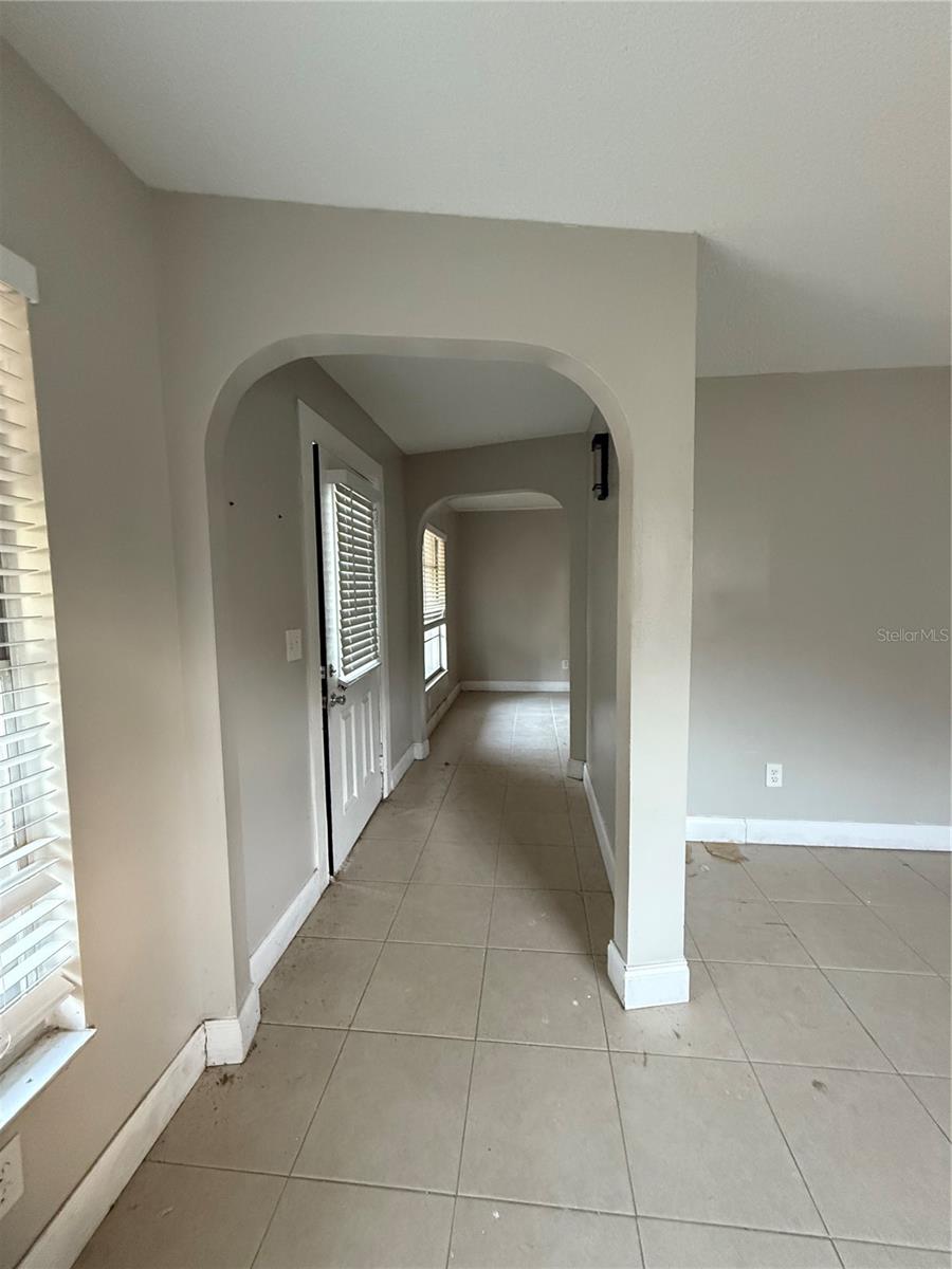 Image 5 of 26 For 1417 Dolphin Drive