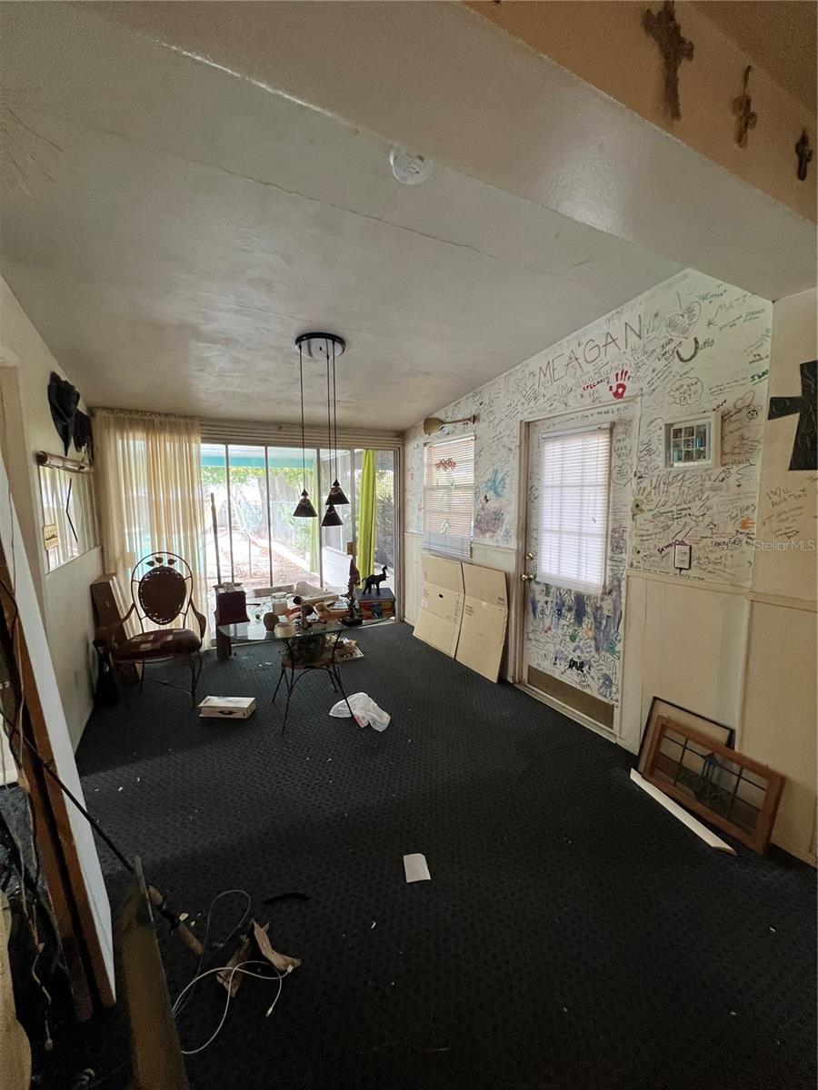 Image 28 of 68 For 1945 Lakewood Drive