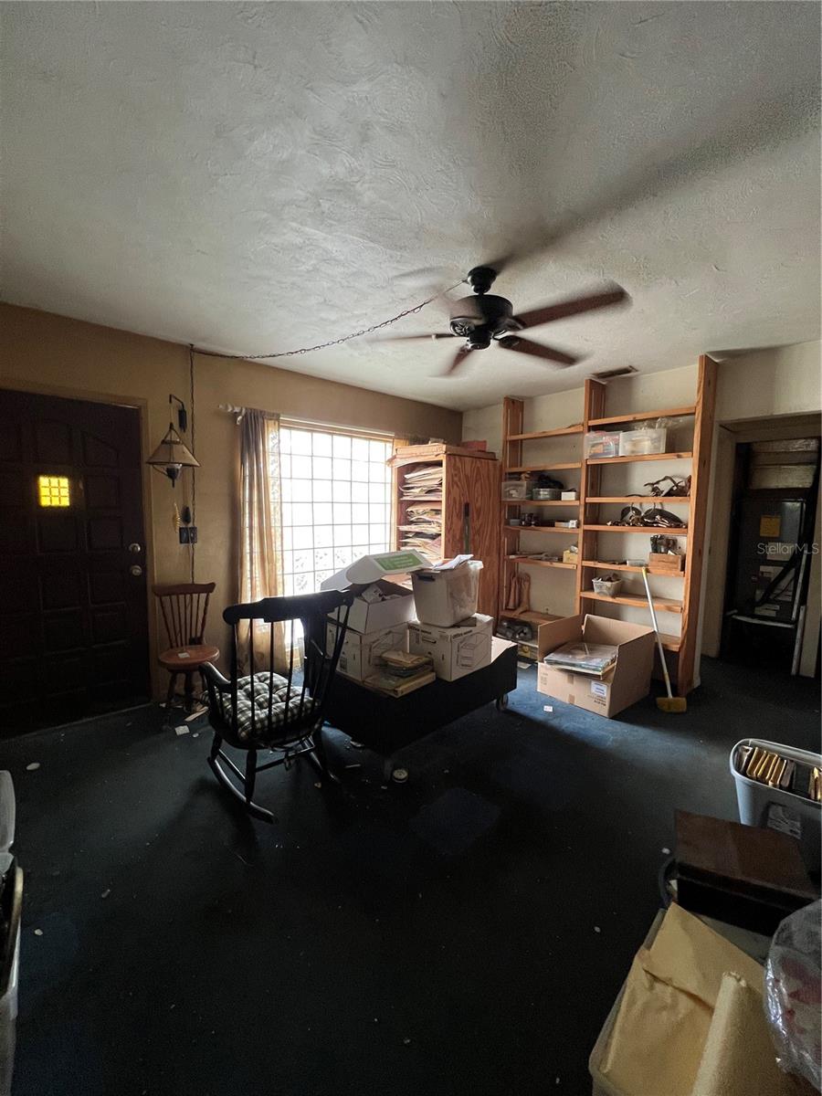 Image 31 of 68 For 1945 Lakewood Drive