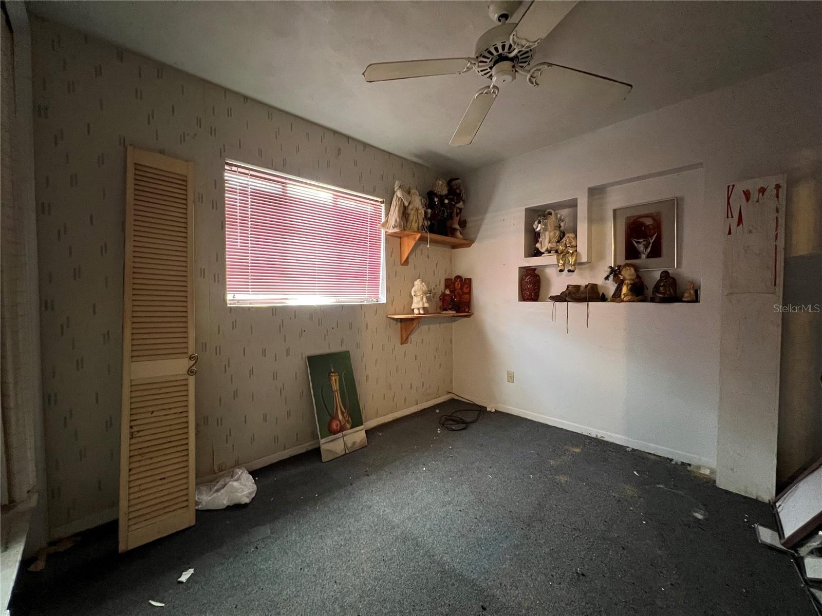 Image 41 of 68 For 1945 Lakewood Drive