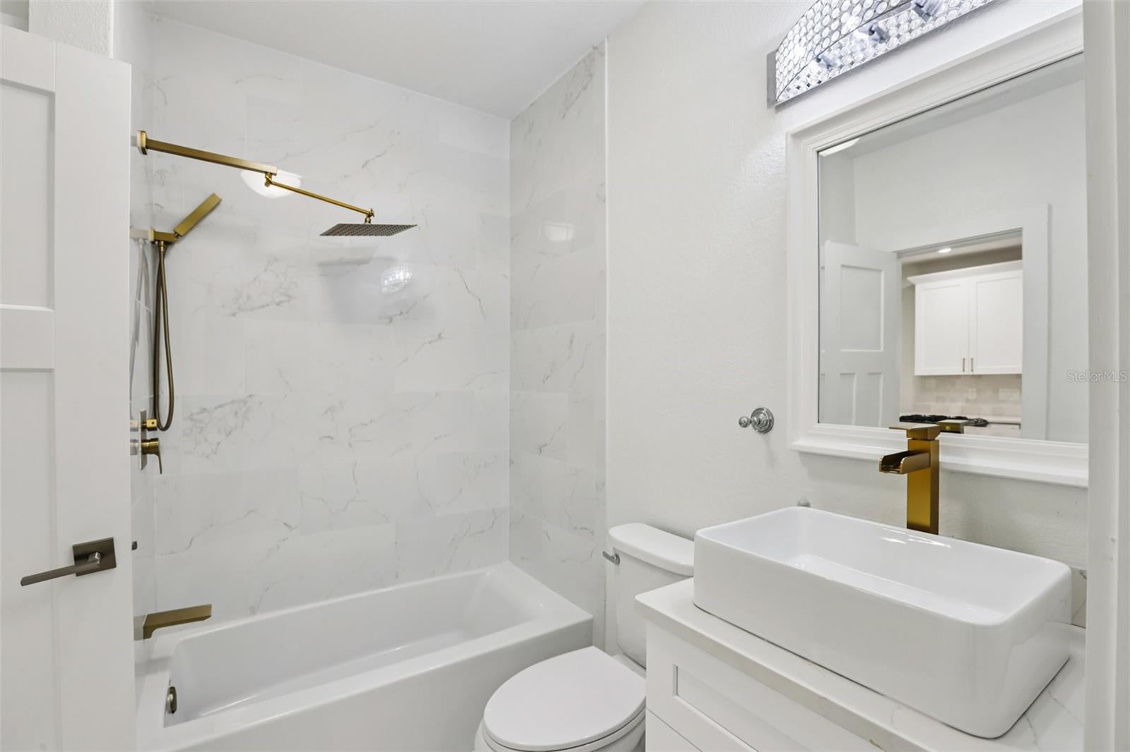 Image 15 of 37 For 416 Wildwood Way