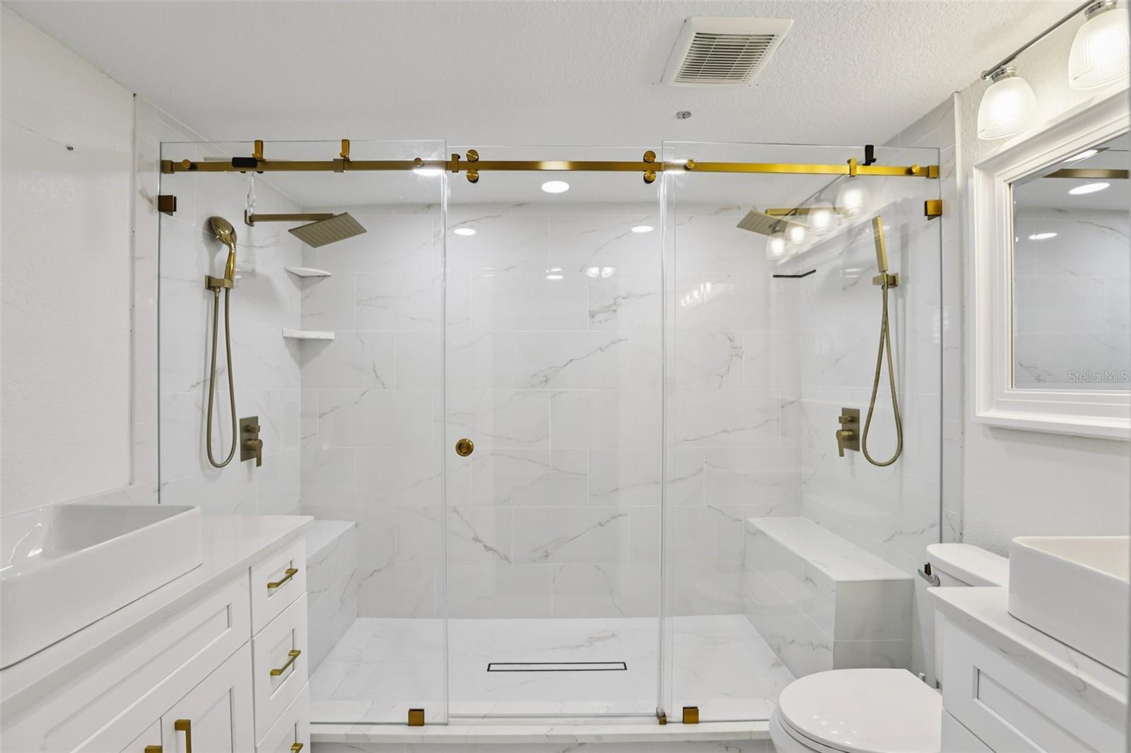 Image 22 of 37 For 416 Wildwood Way