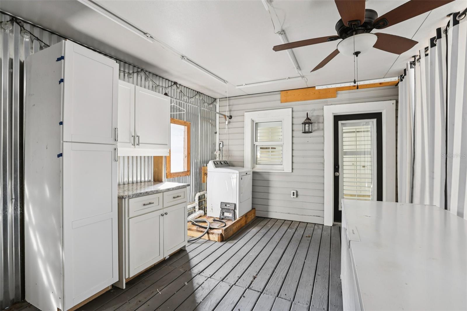 Image 26 of 37 For 416 Wildwood Way