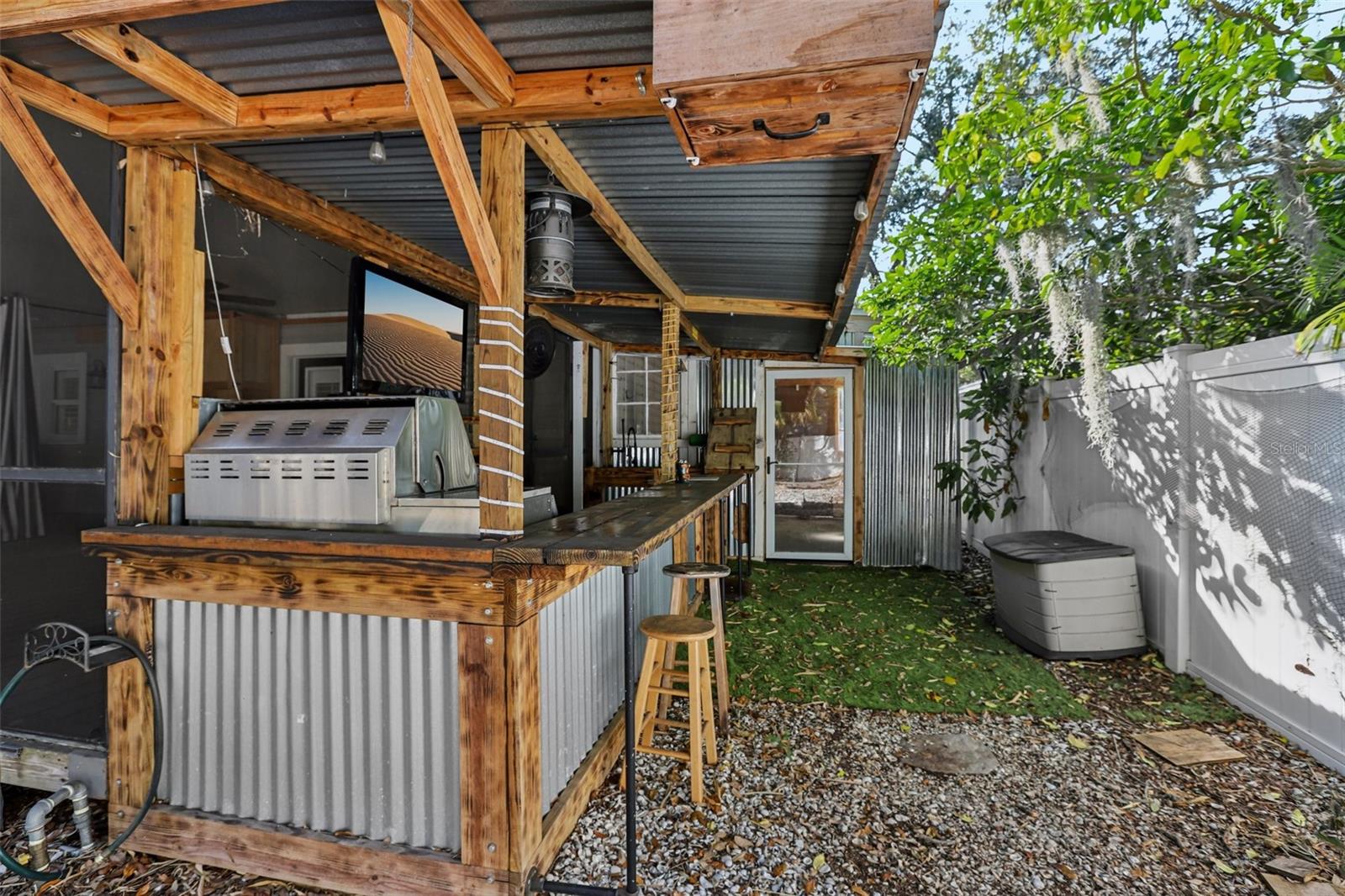 Image 28 of 37 For 416 Wildwood Way