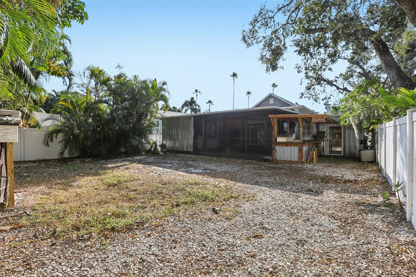 Image 30 of 37 For 416 Wildwood Way