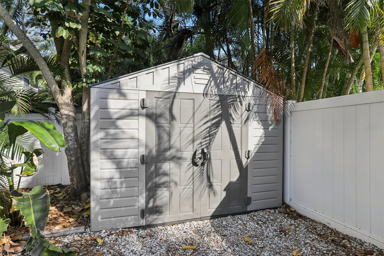 Image 31 of 37 For 416 Wildwood Way