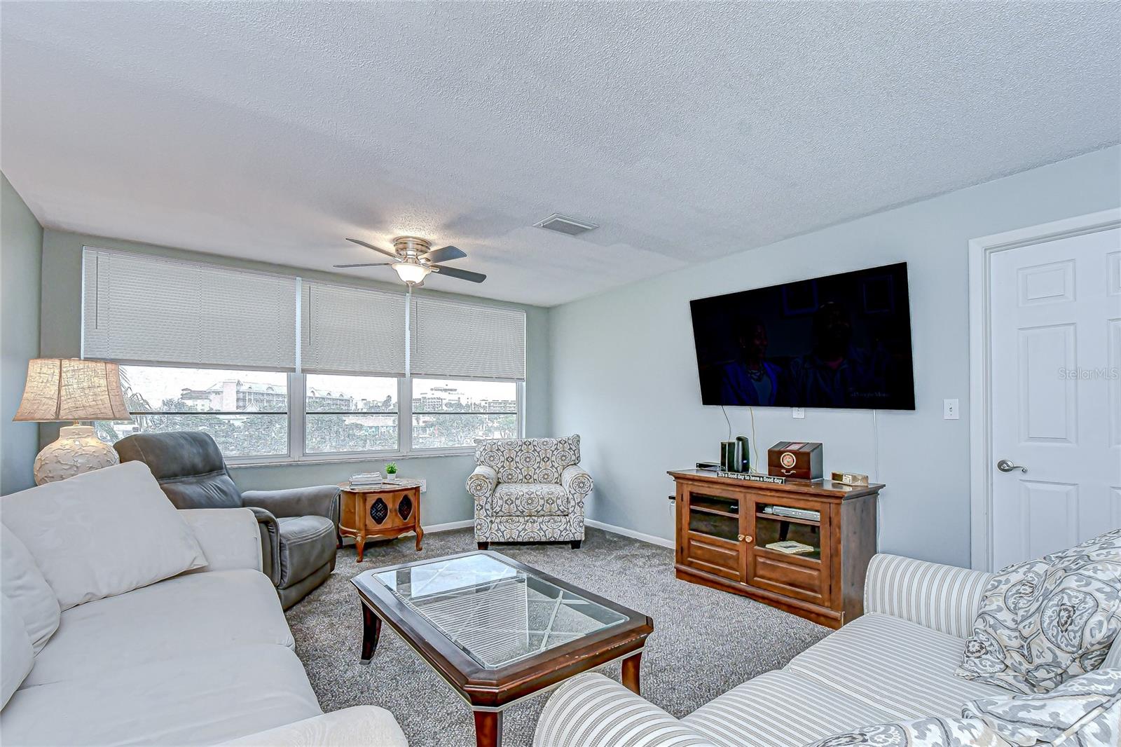 Image 17 of 34 For 5575 Gulf Boulevard 323