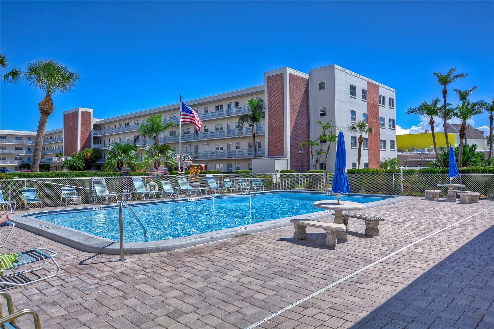 Image 28 of 34 For 5575 Gulf Boulevard 323