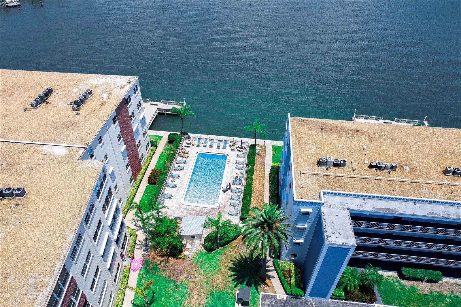 Image 33 of 34 For 5575 Gulf Boulevard 323