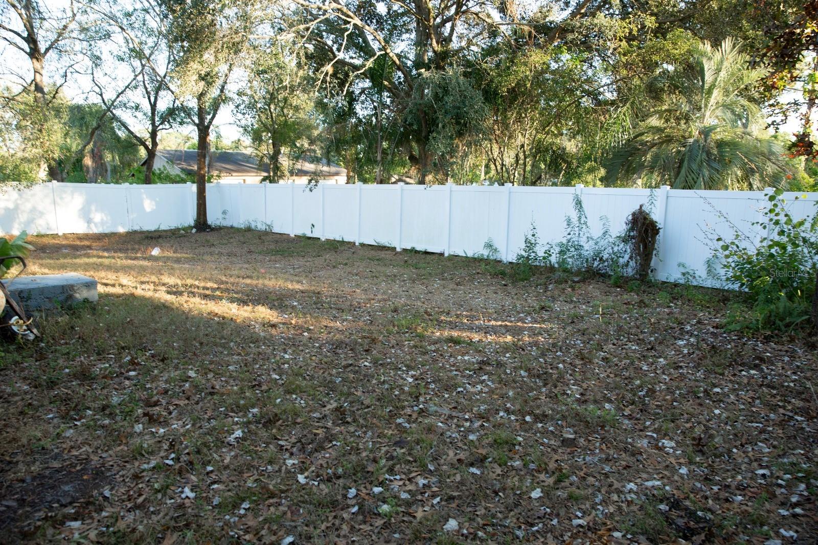 Listing photo id 20 for 5205 131st Avenue