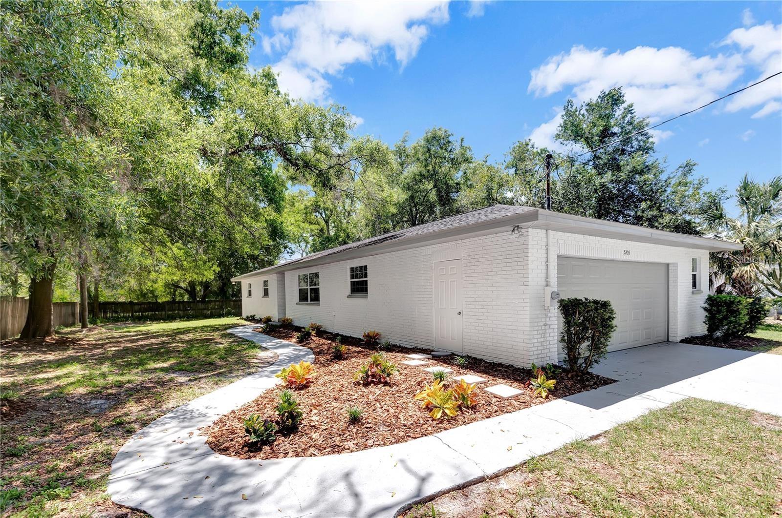 Listing photo id 23 for 5205 131st Avenue