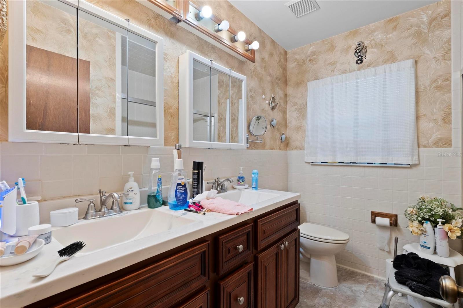 Image 63 of 69 For 1708 Richard Ervin Parkway