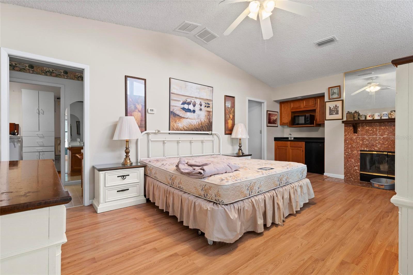 Image 64 of 69 For 1708 Richard Ervin Parkway