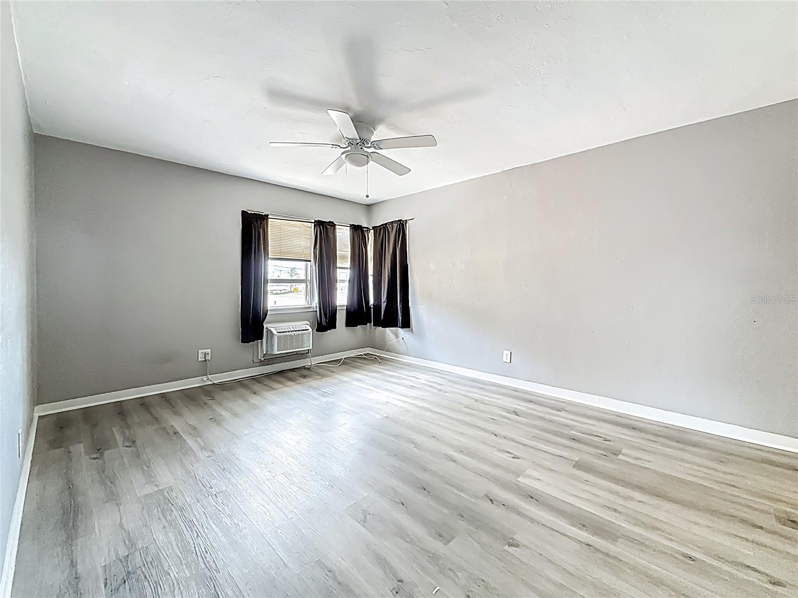 Image 14 of 34 For 101 154th Avenue 2