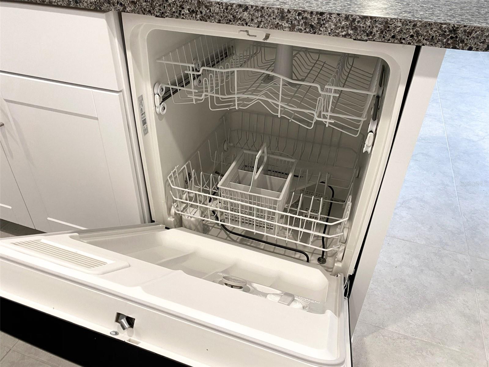 Image 18 of 64 For 3816 Hanover Drive