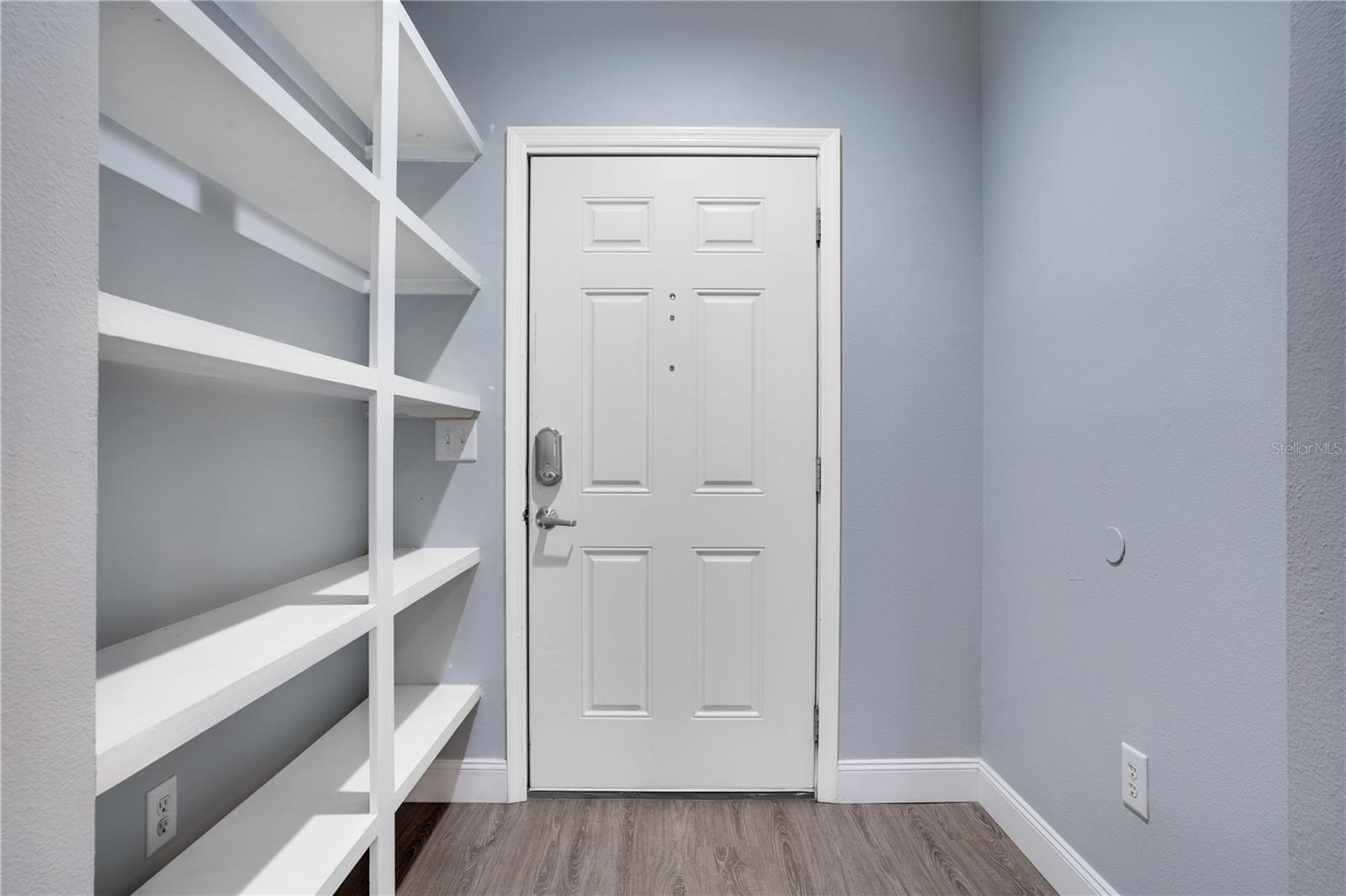 Image 2 of 28 For 1810 Palm Avenue 1201