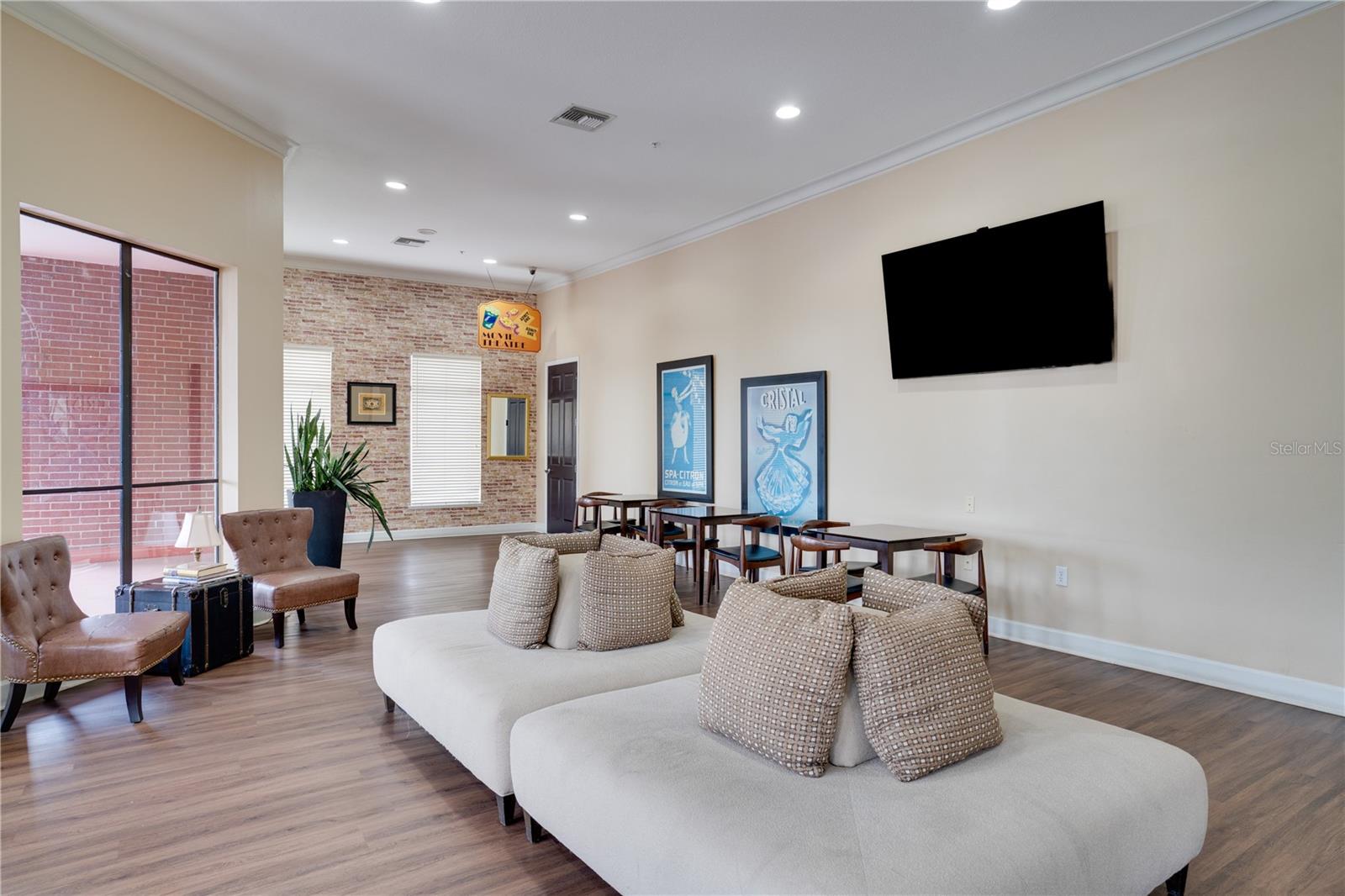 Image 26 of 28 For 1810 Palm Avenue 1201