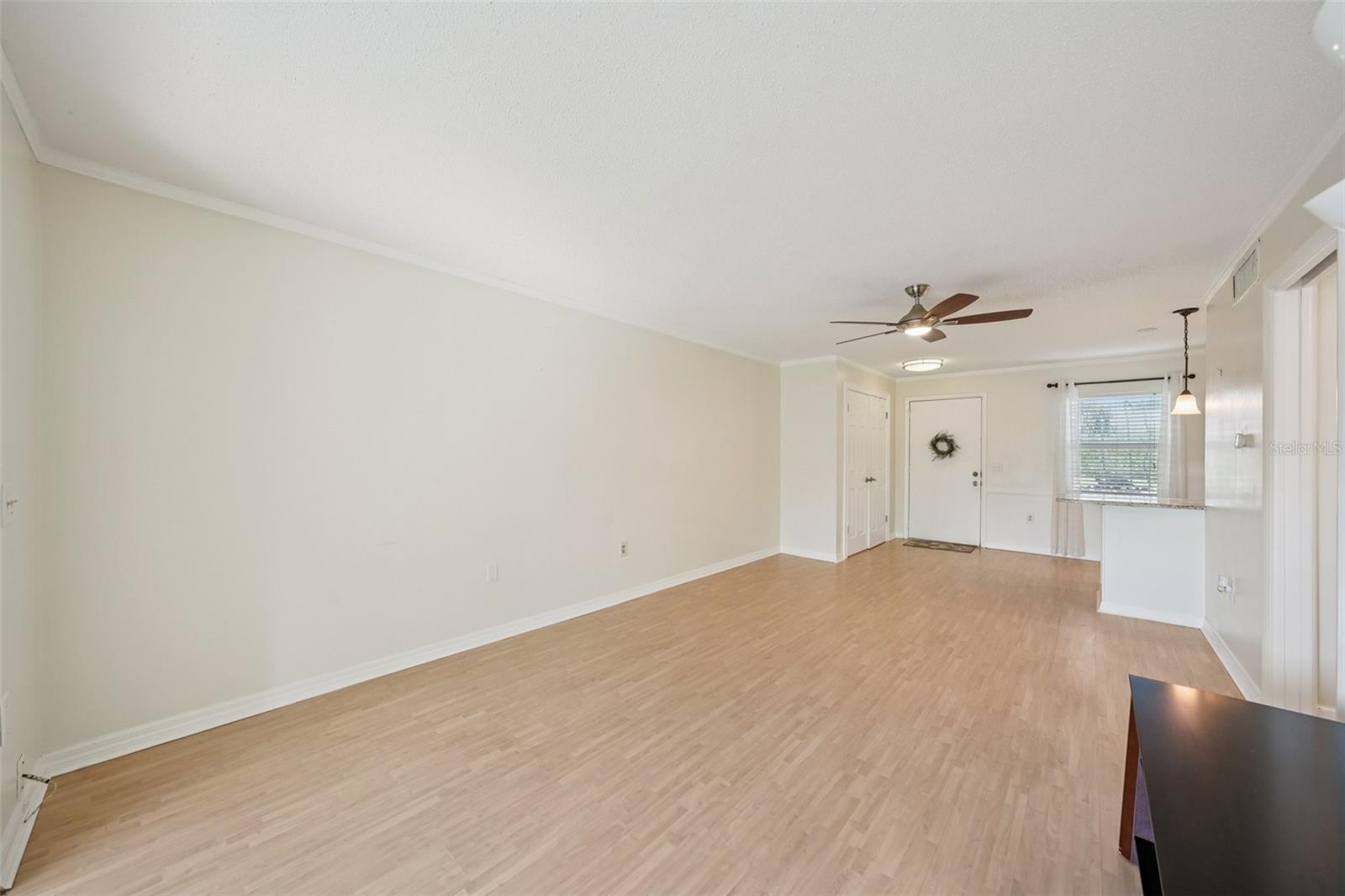 Image 14 of 52 For 404 Cordova Green 404