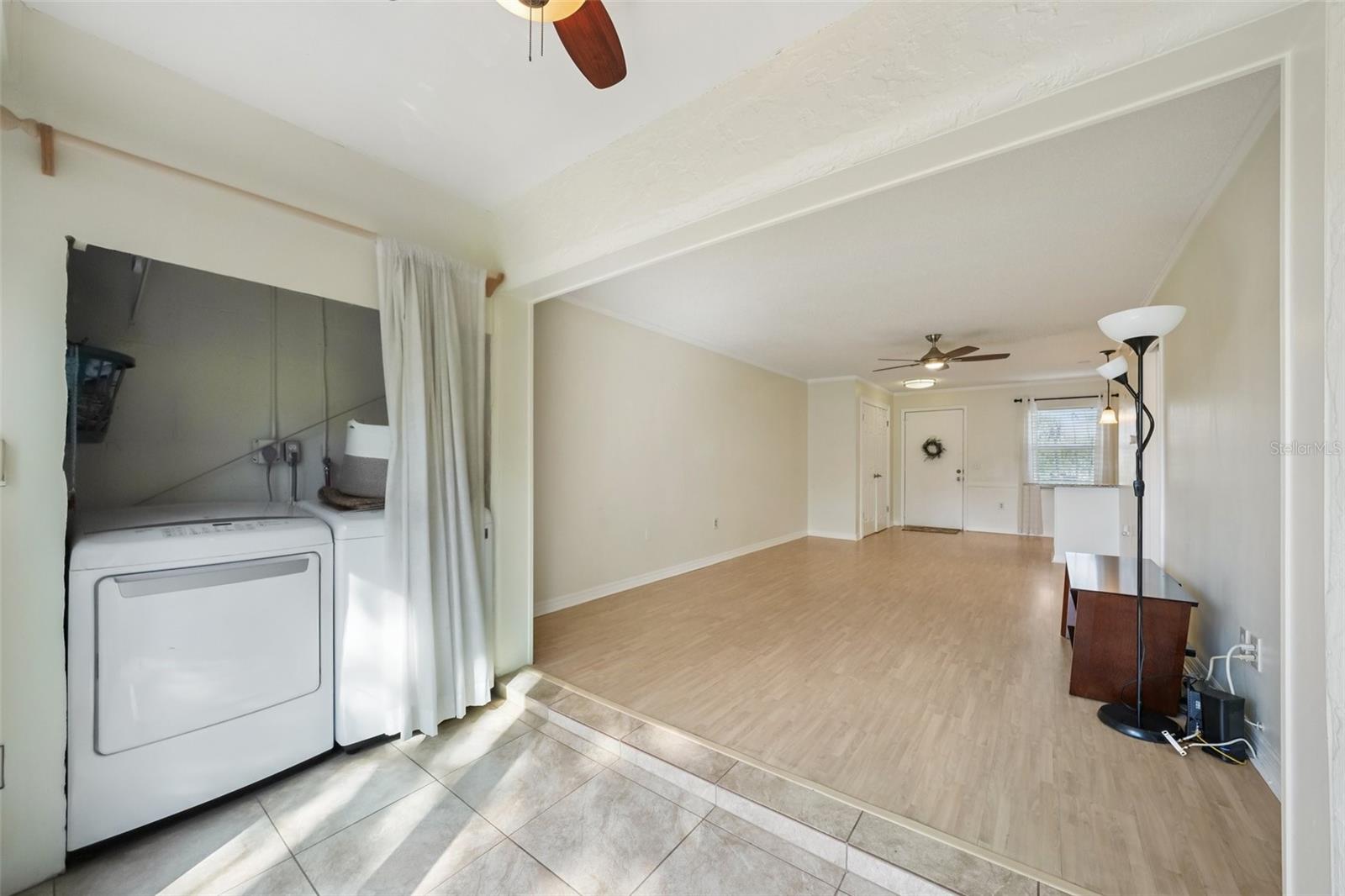 Image 17 of 52 For 404 Cordova Green 404