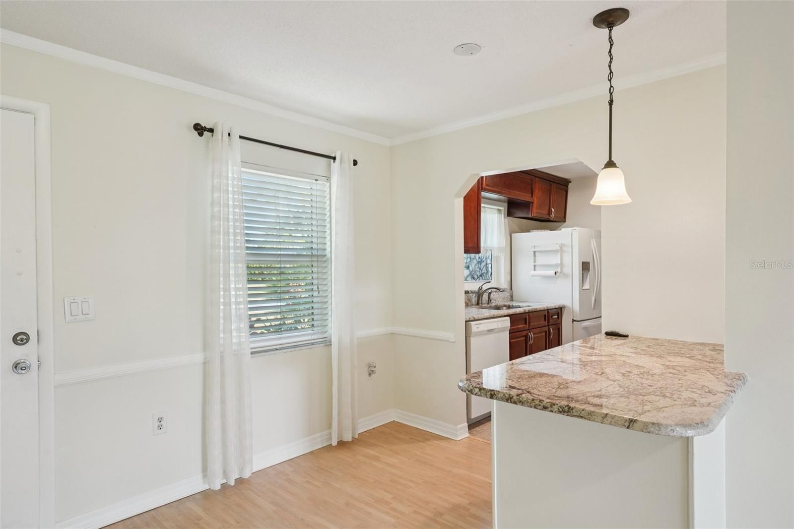 Image 23 of 52 For 404 Cordova Green 404