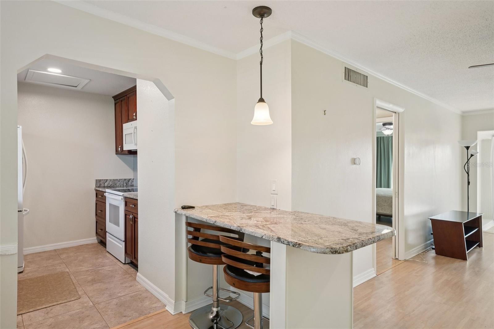 Image 27 of 52 For 404 Cordova Green 404