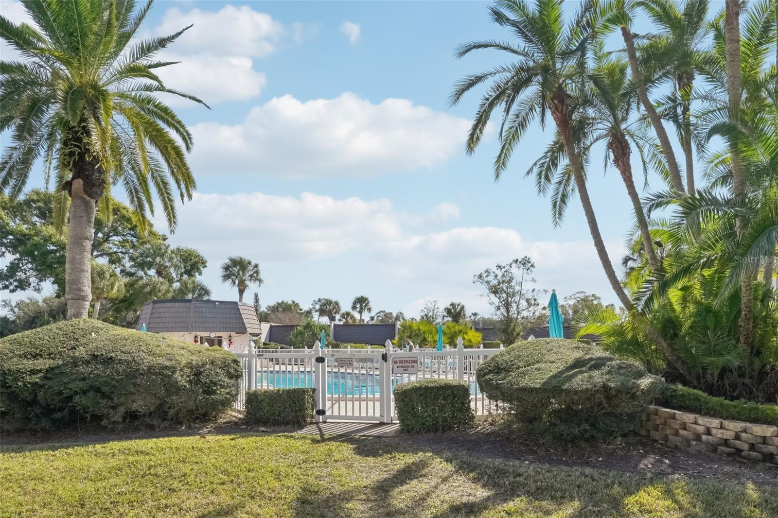 Image 3 of 52 For 404 Cordova Green 404