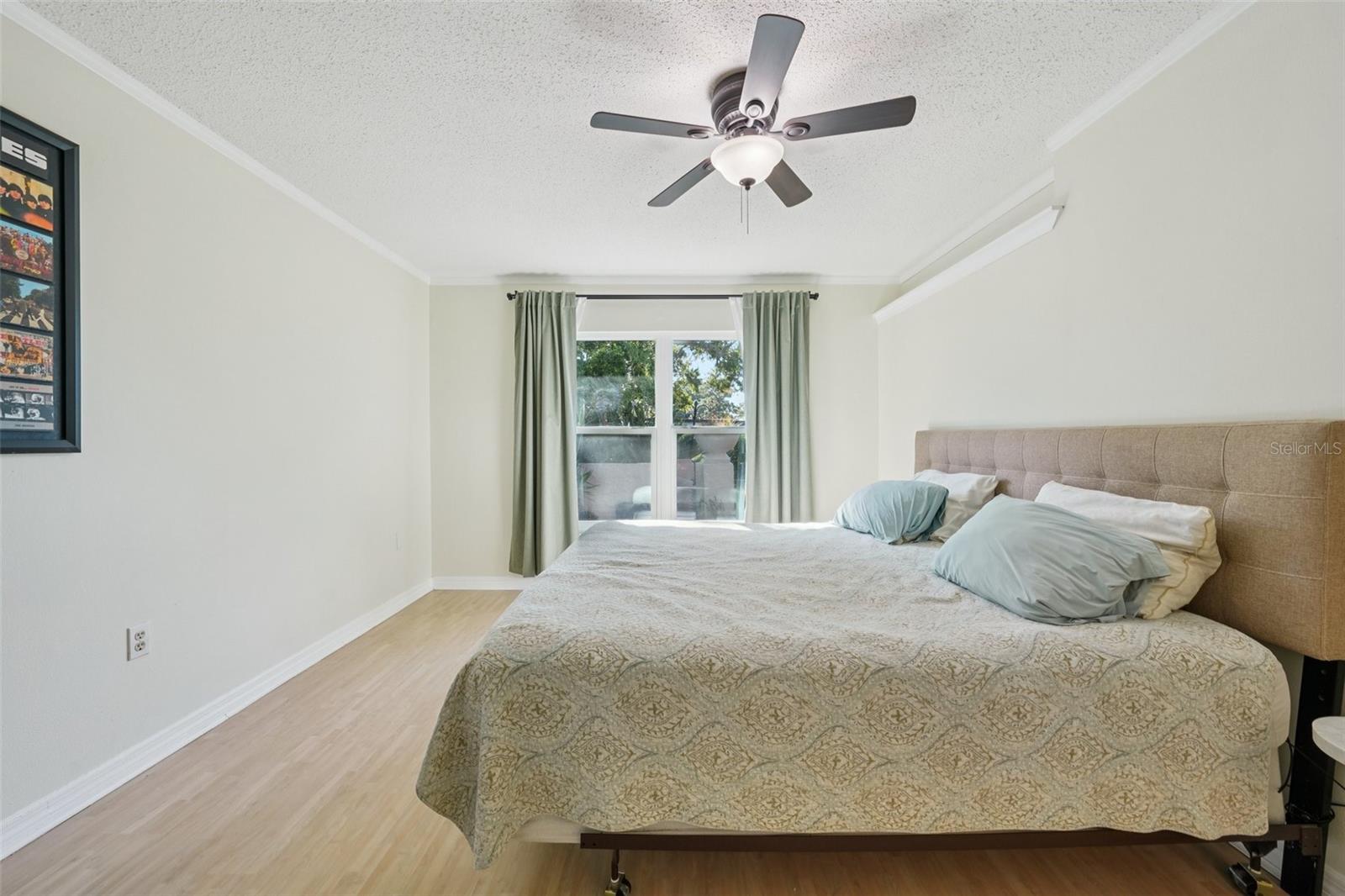 Image 43 of 52 For 404 Cordova Green 404