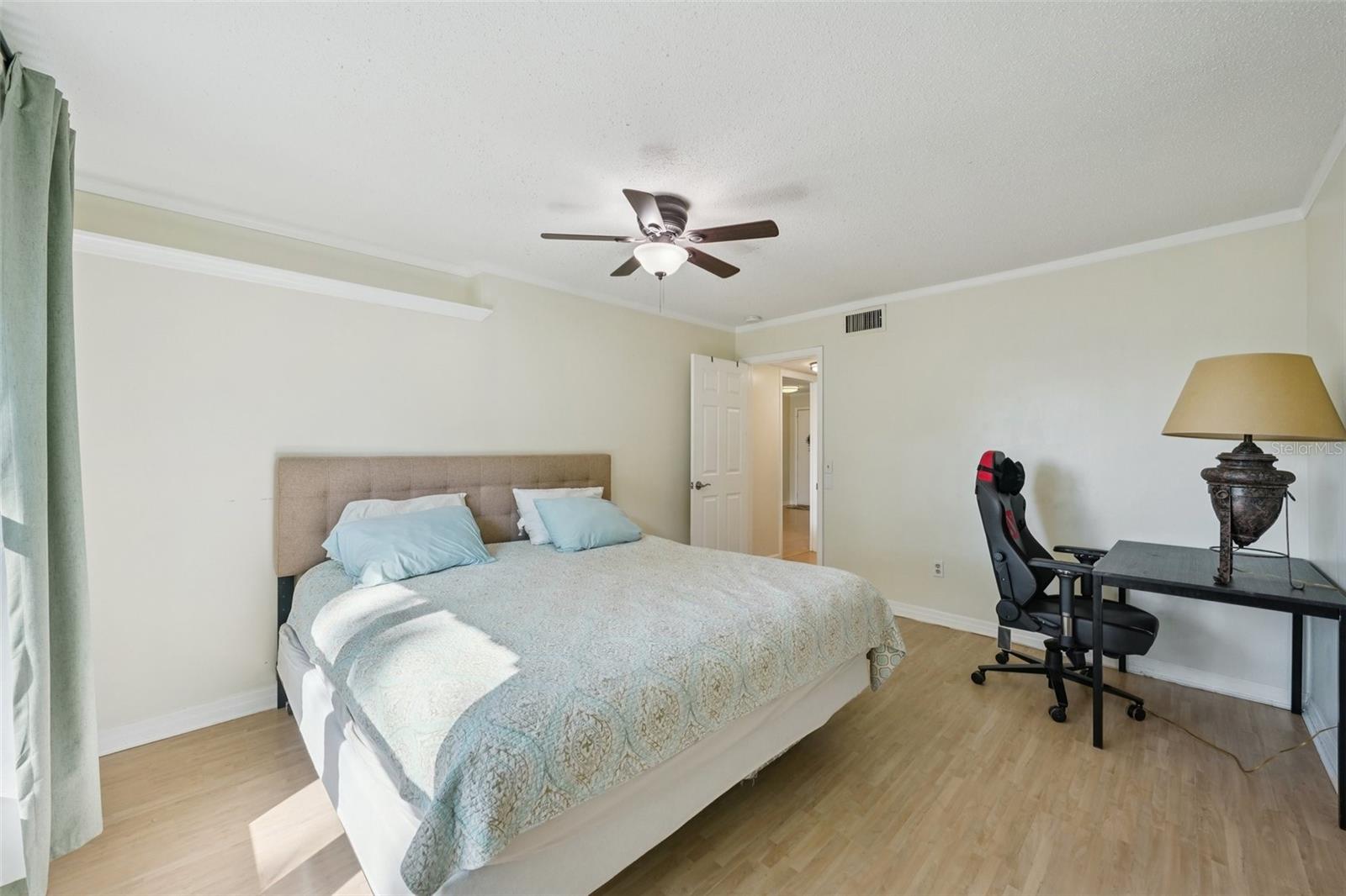 Image 45 of 52 For 404 Cordova Green 404