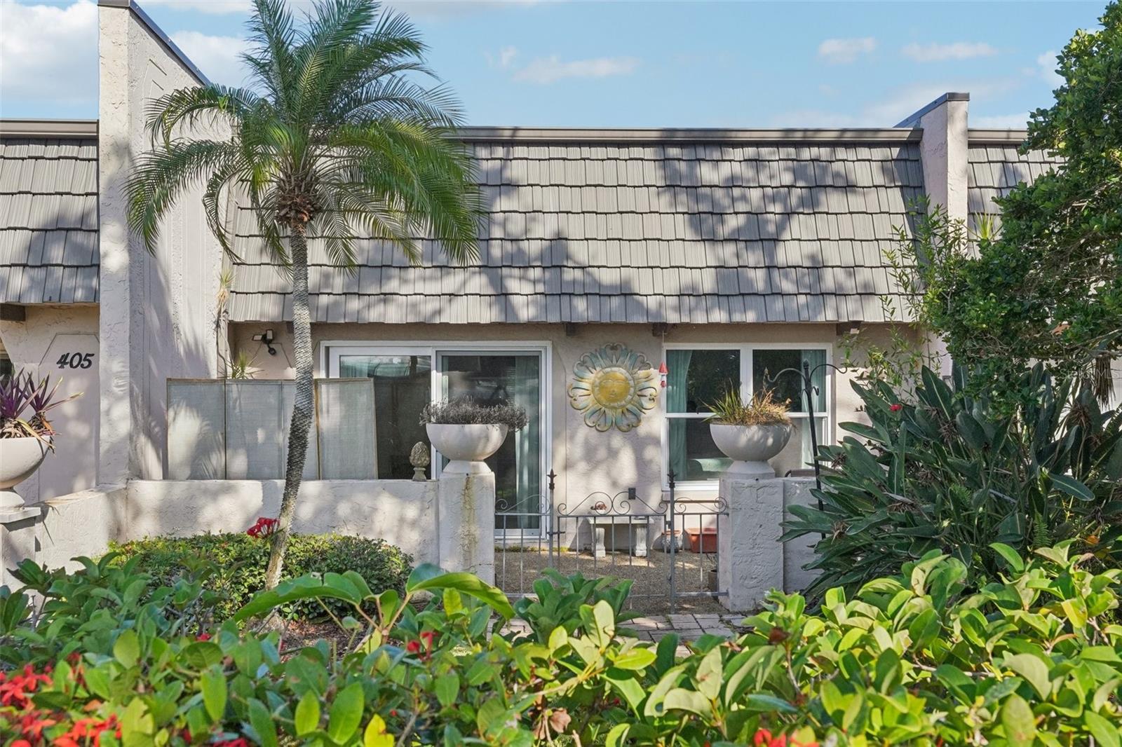 Image 46 of 52 For 404 Cordova Green 404