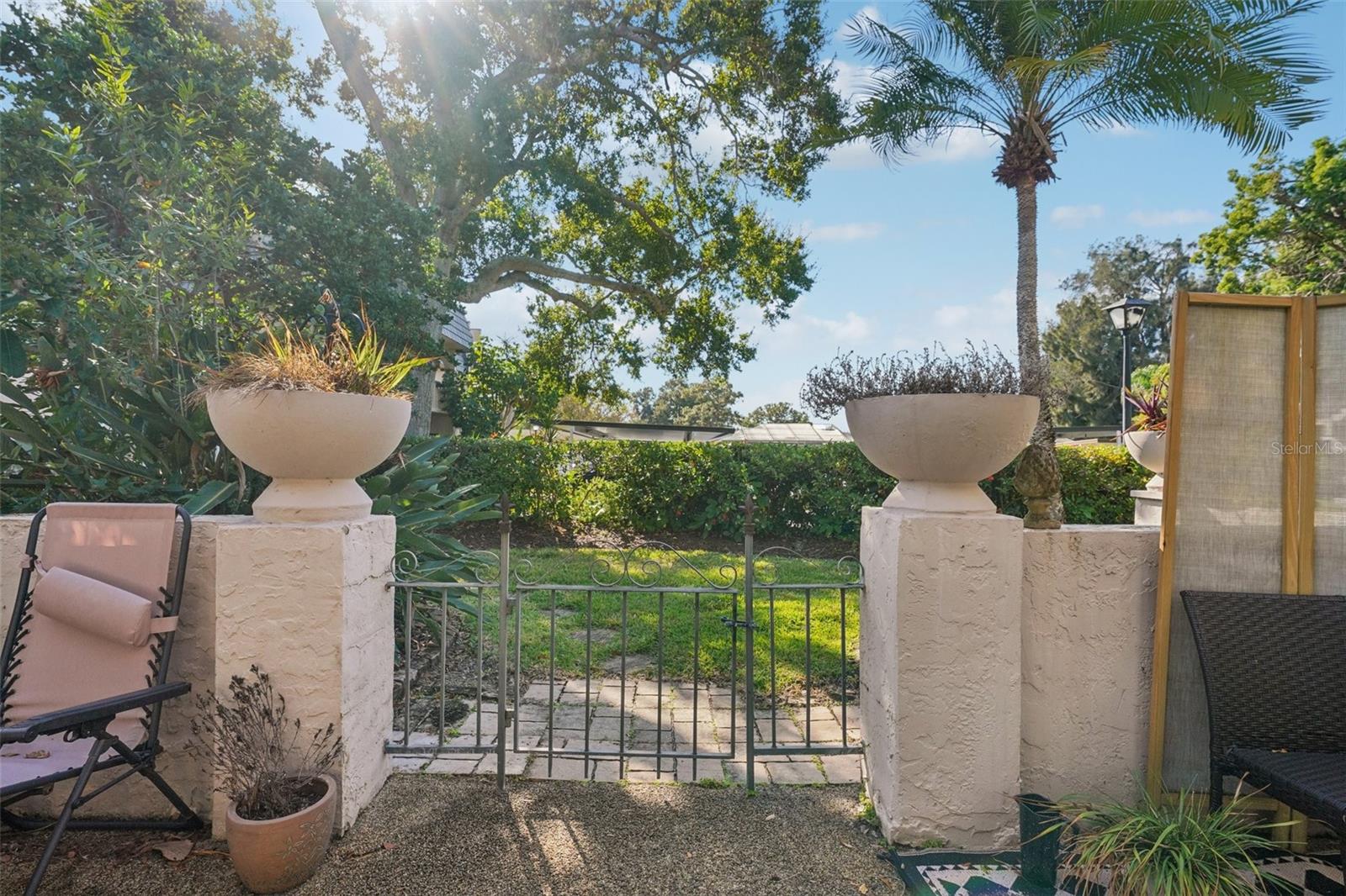 Image 50 of 52 For 404 Cordova Green 404