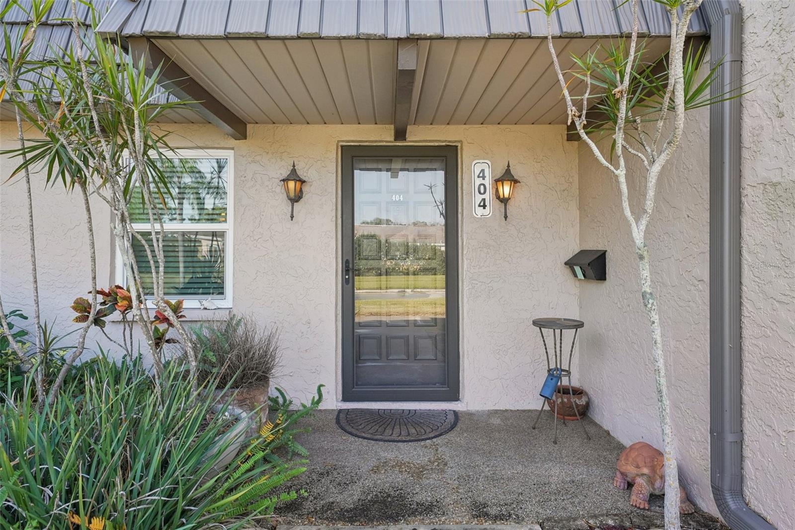 Image 7 of 52 For 404 Cordova Green 404